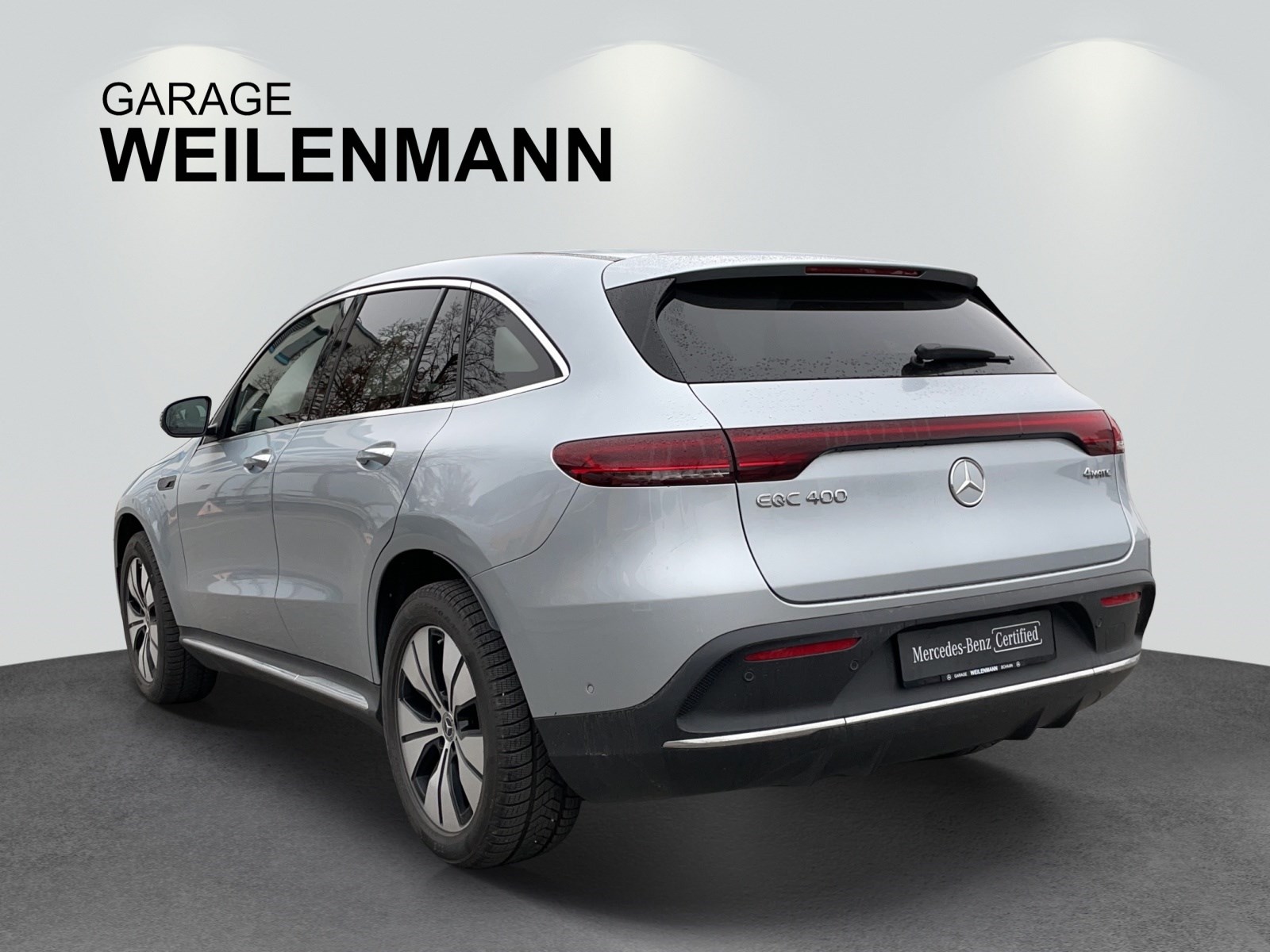 MERCEDES-BENZ EQC 400 AMG Line 4Matic-image-4