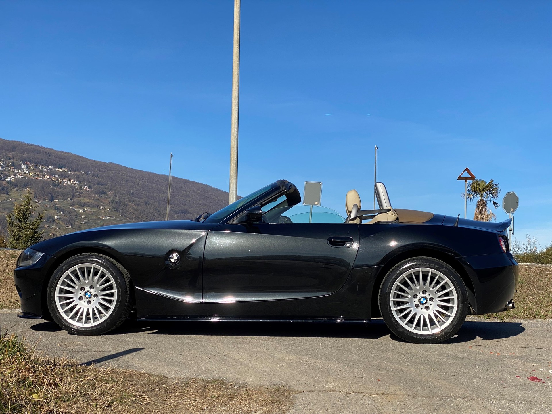 BMW Z4 2.2i Roadster-image-6