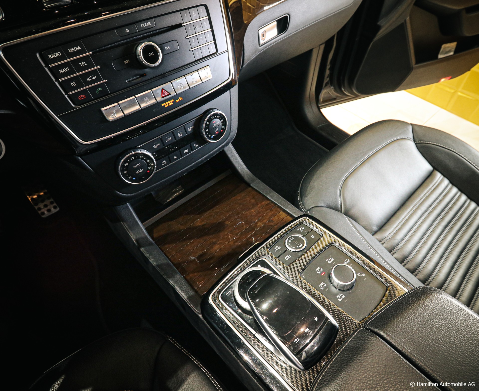 MERCEDES-BENZ GLS 350d 4Matic 9G-Tronic AMG Body Kit-image-22