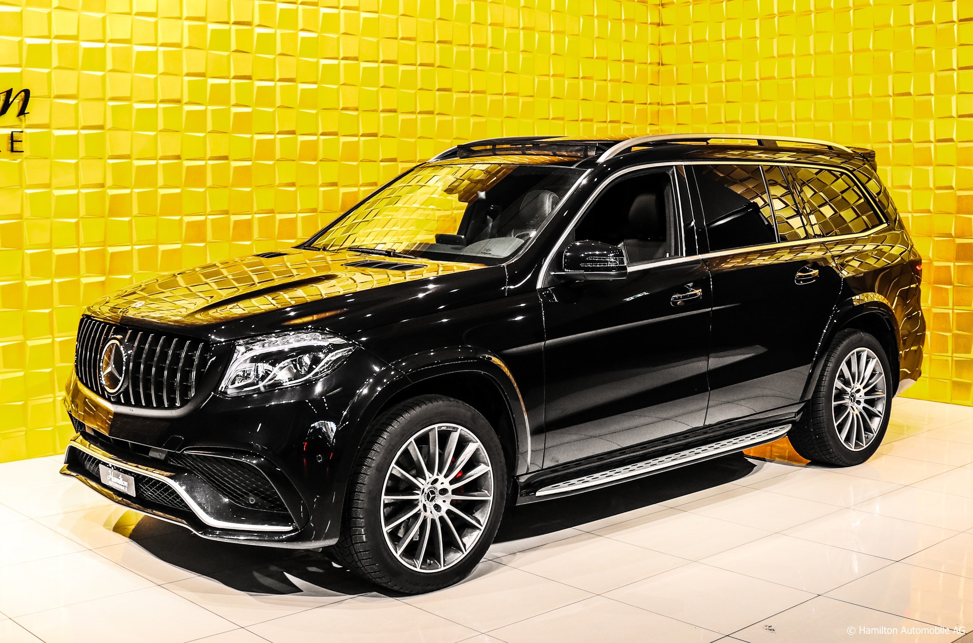 MERCEDES-BENZ GLS 350d 4Matic 9G-Tronic AMG Body Kit-showroom-element-3