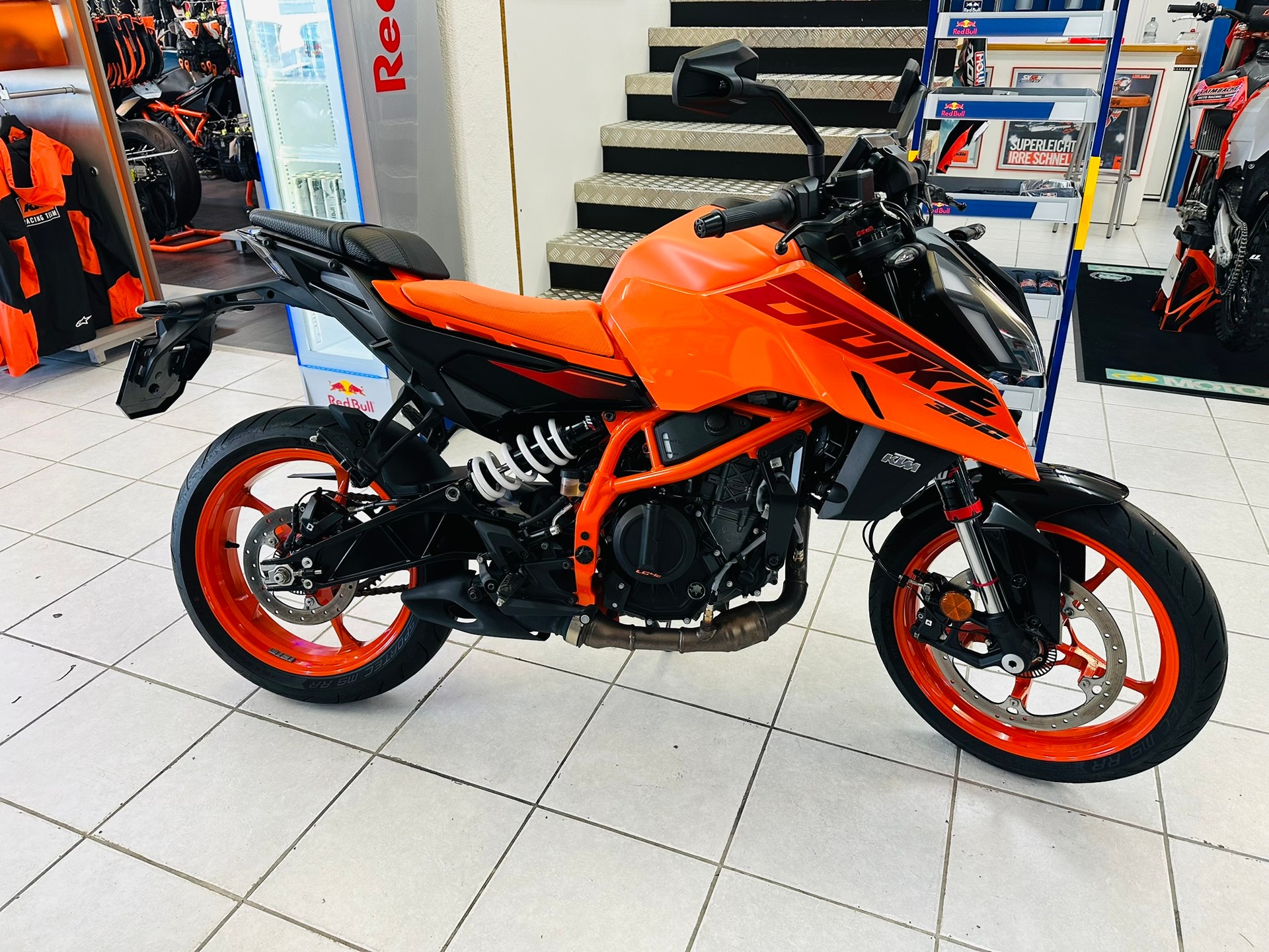 KTM 390 Duke-image-0