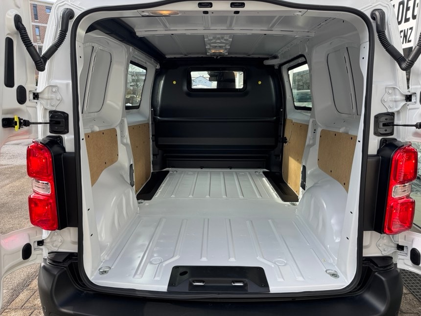 CITROEN Jumpy Kaw. M 2.0 BlueHDi 145 S-image-8