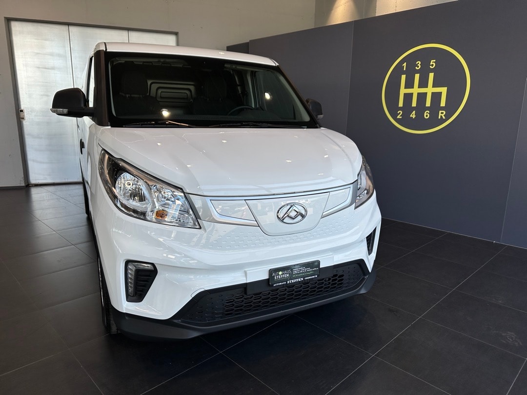MAXUS eDELIVER 3 Kastenaufbau L1H1 50kWh-showroom-element-1