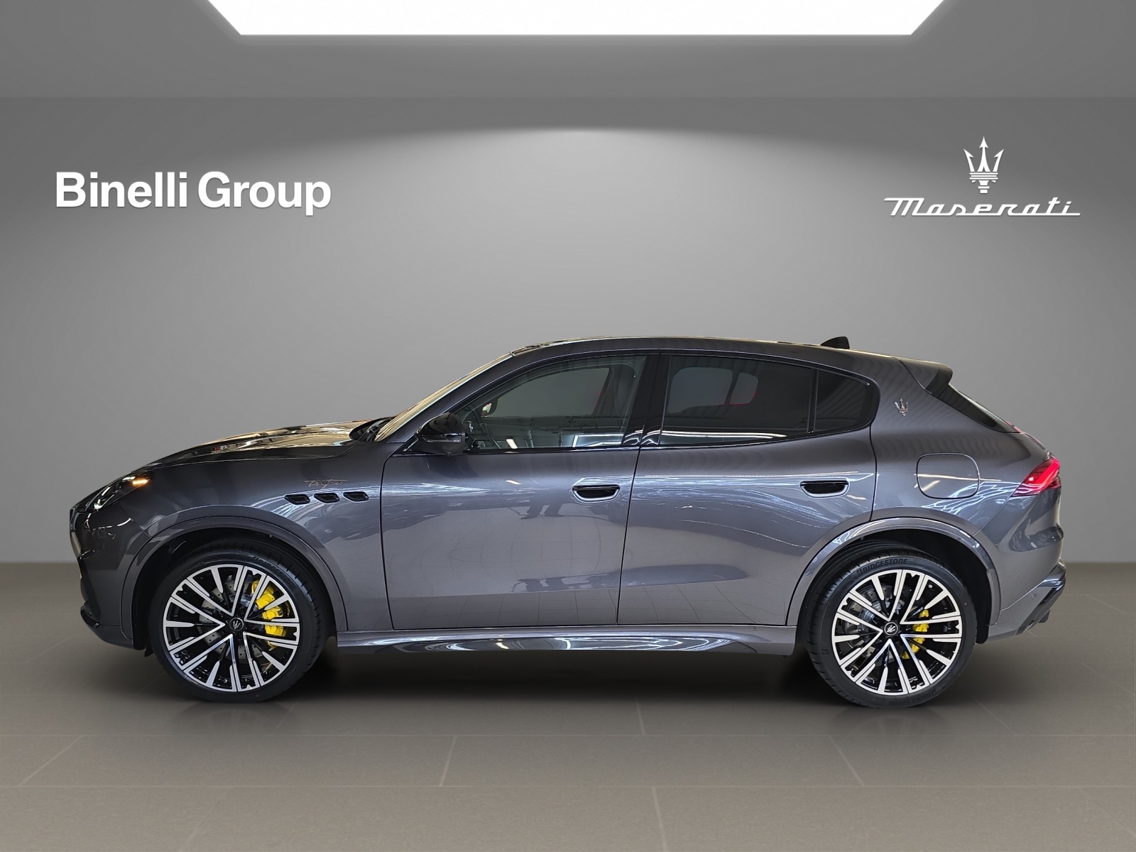 MASERATI Grecale 3.0 Trofeo Automatica-showroom-element-2