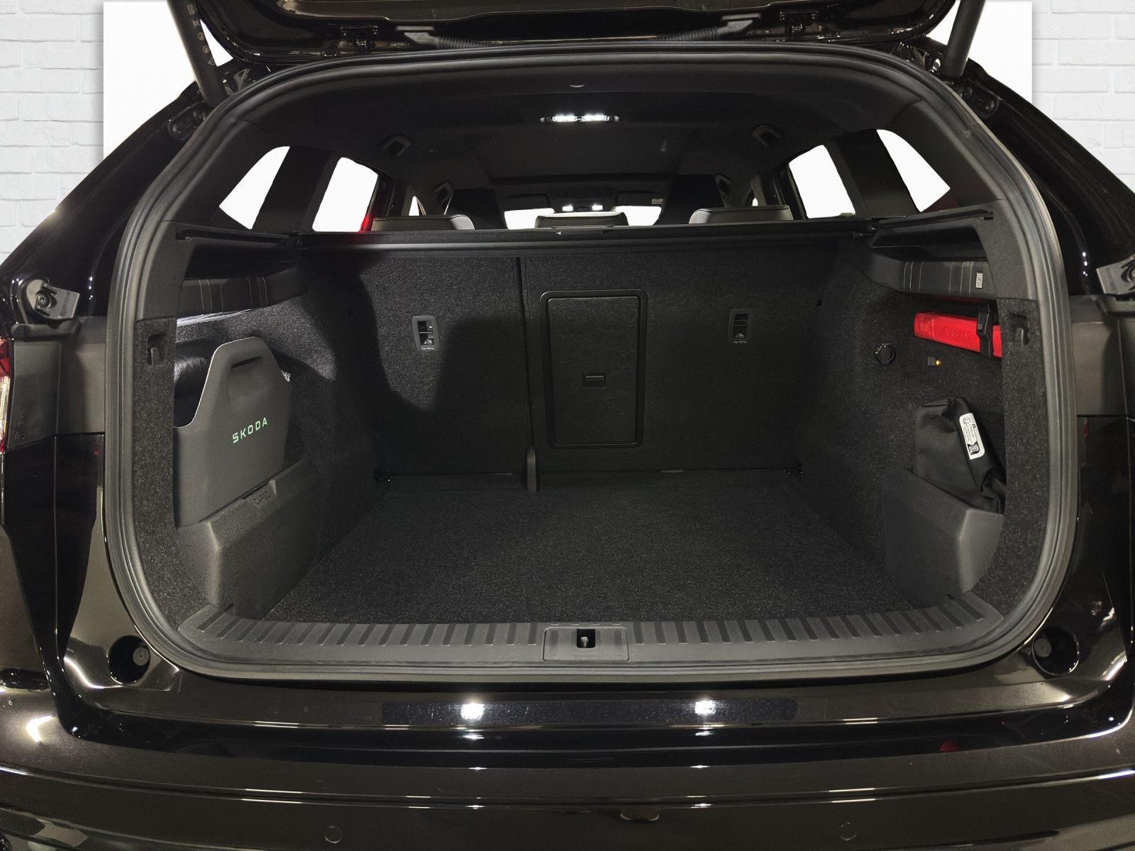 SKODA Enyaq 85x Sportline 4x4-image-5