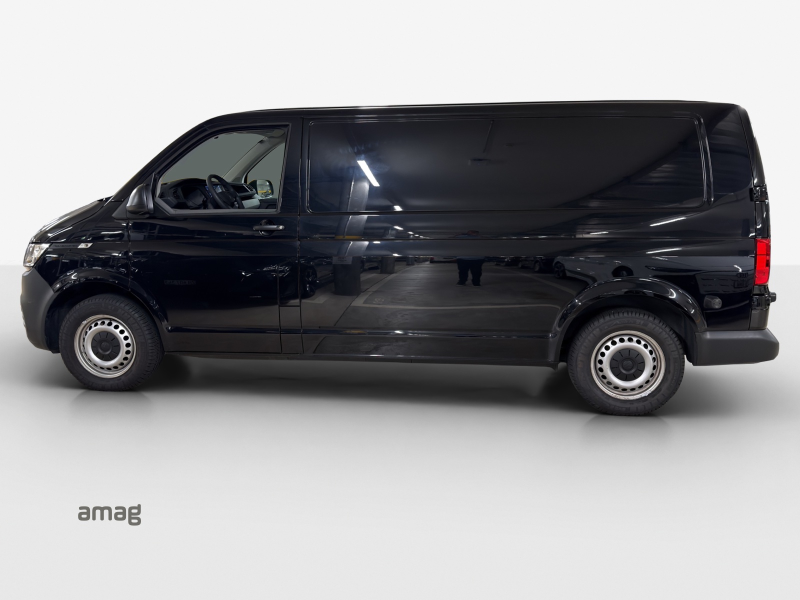 VW T6.1 2.0 TDI Entry-showroom-element-1