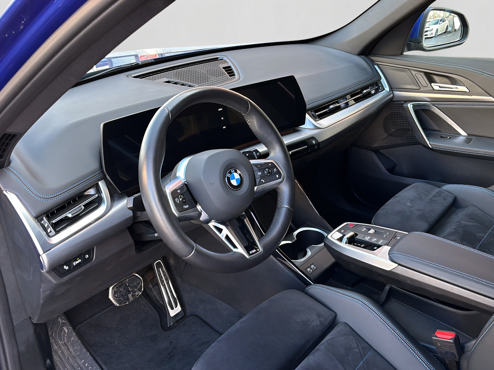 BMW X1 20d xDrive paddles-image-12