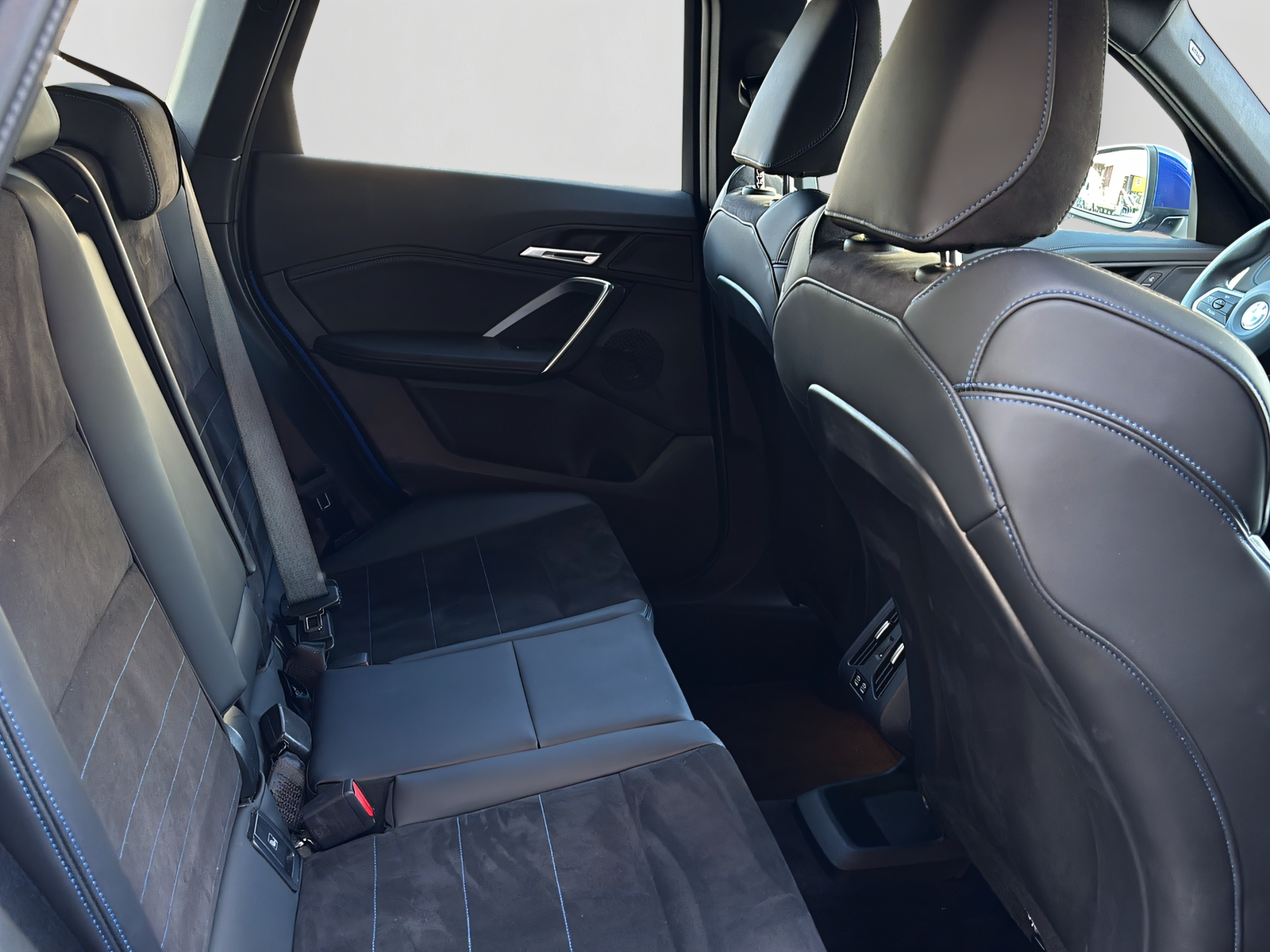BMW X1 20d xDrive paddles-image-15
