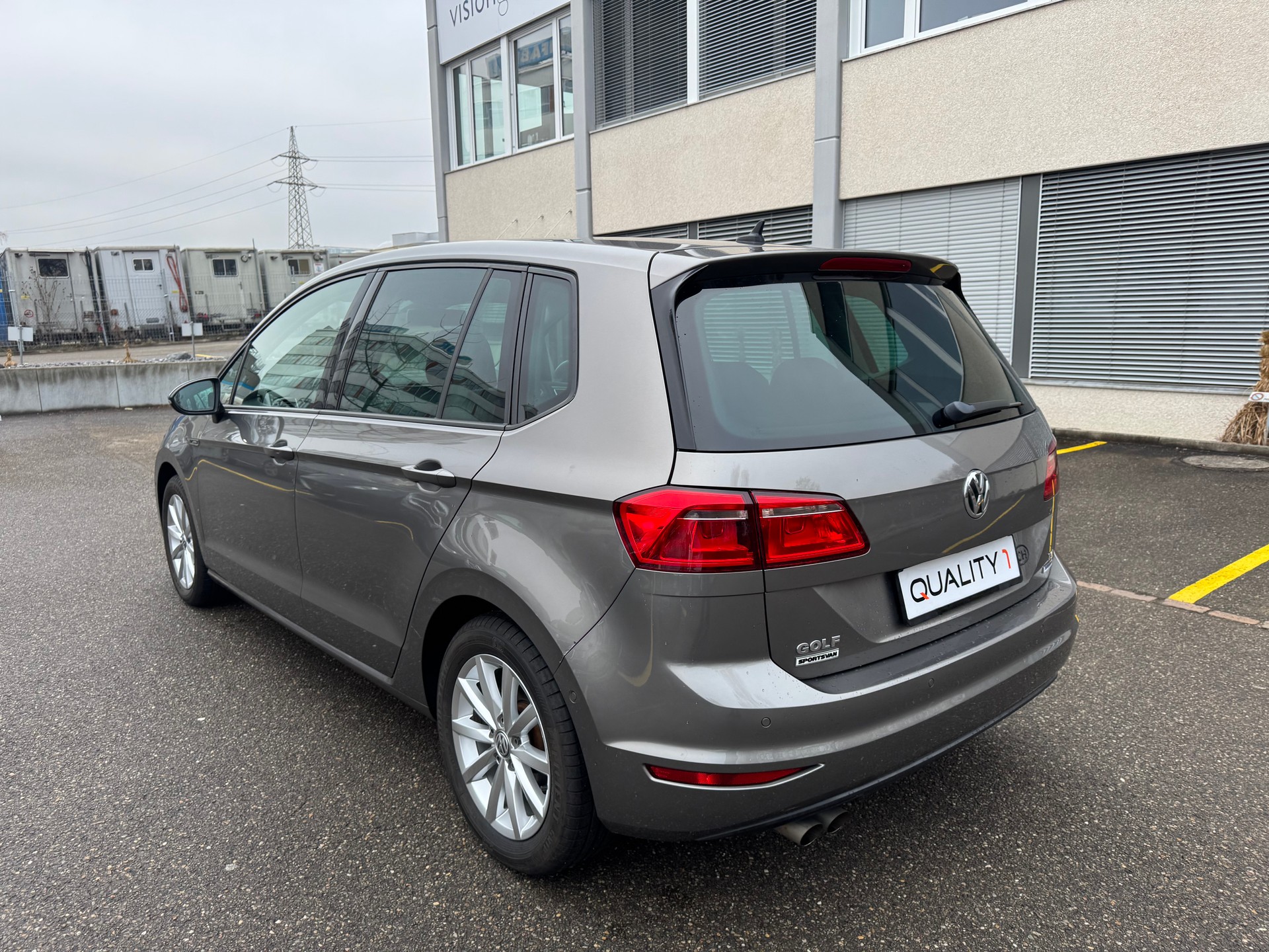 VW Golf Sportsvan 1.4 TSI Lounge DSG-image-5