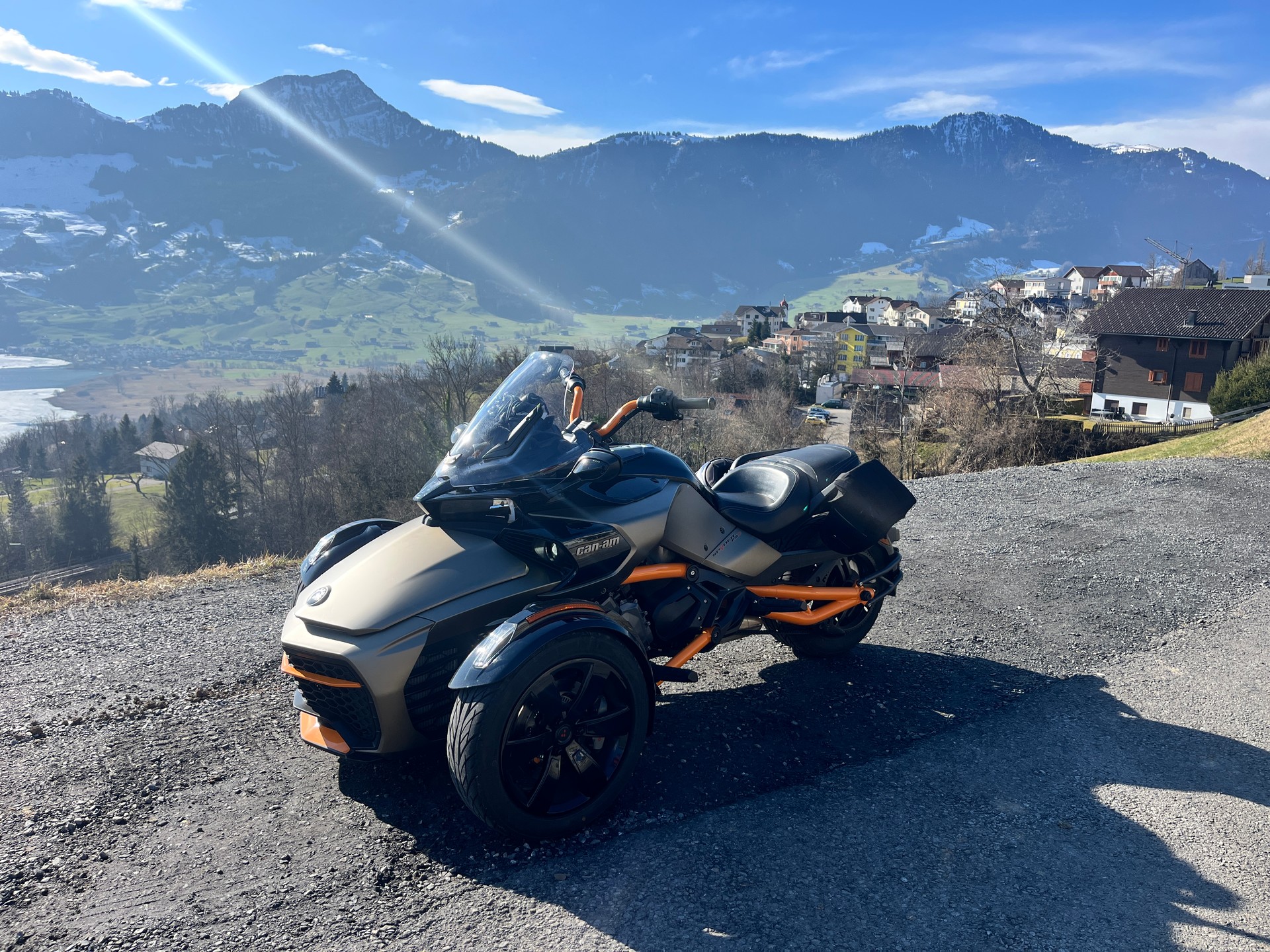 CAN-AM Spyder F3-S Special Series SE6-image-5