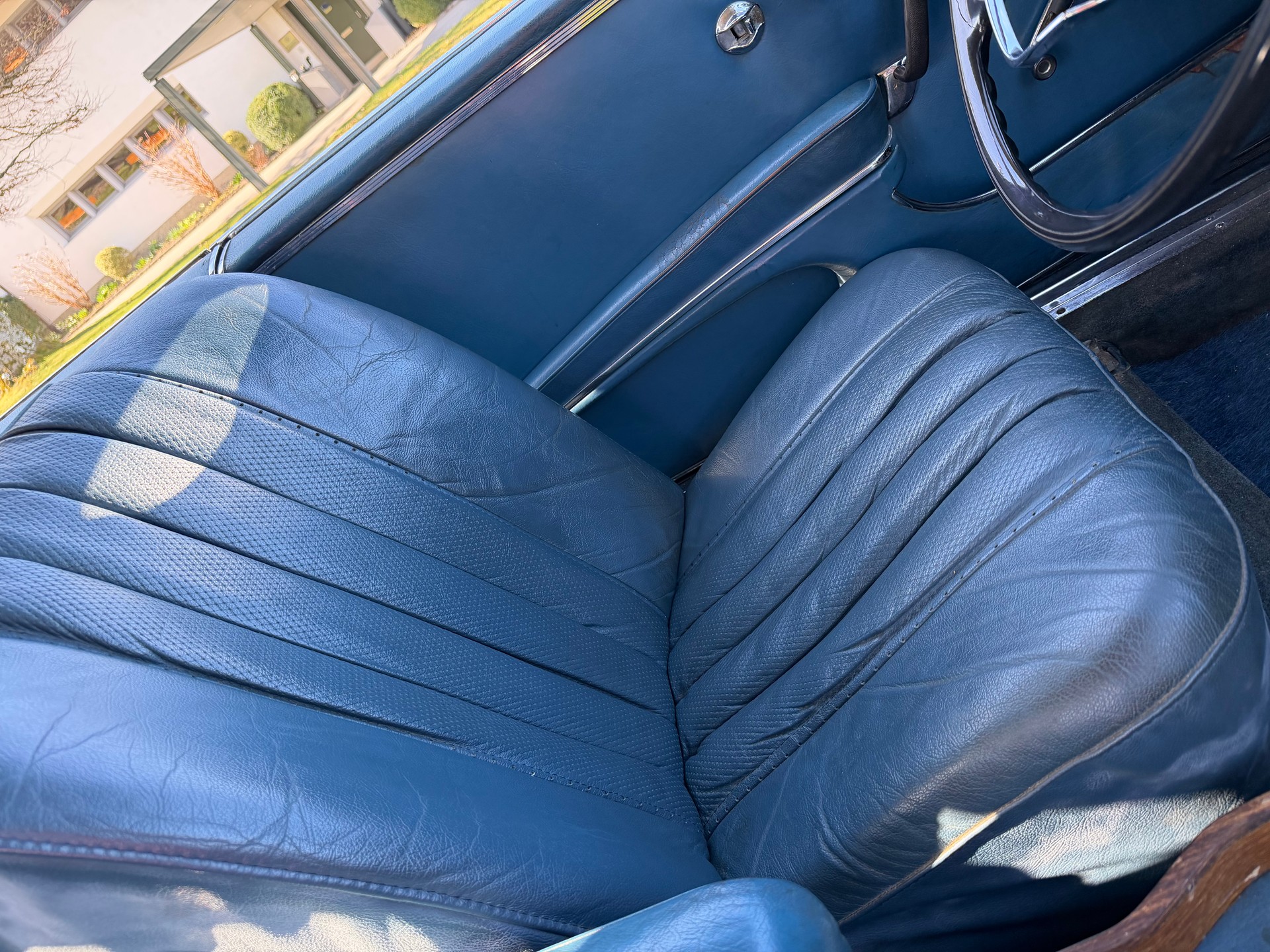 MERCEDES-BENZ 250 SE W111 Coupe - Handschalter-image-4