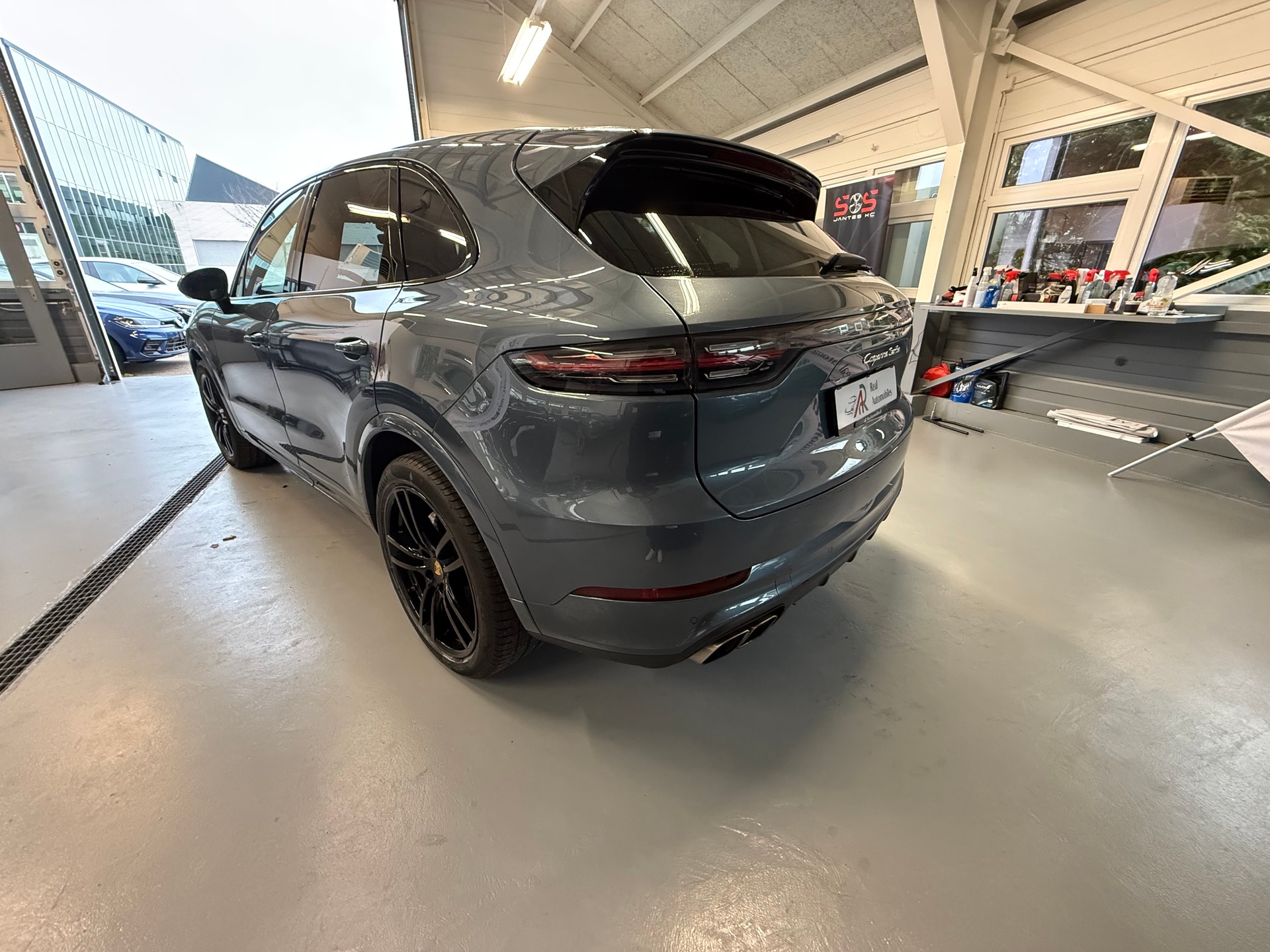 PORSCHE Cayenne Turbo CH🇨🇭-image-5