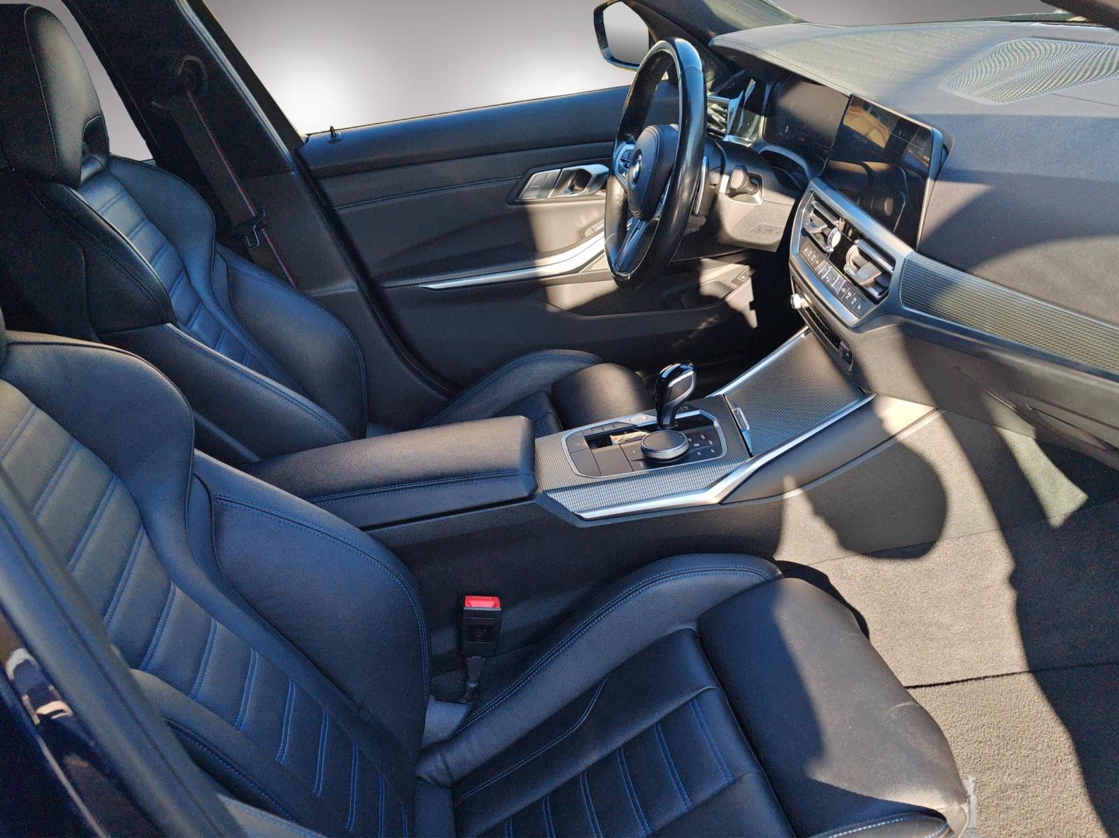 BMW M340i xDrive Touring-image-9