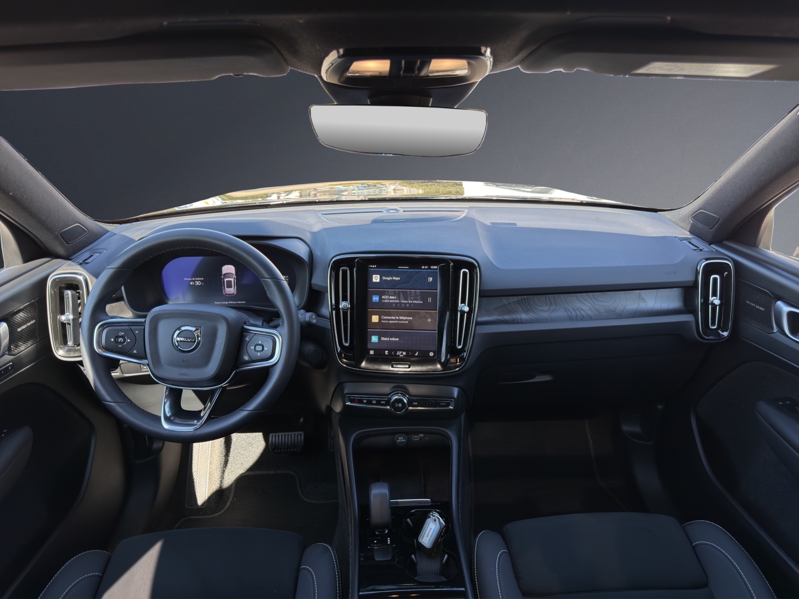 VOLVO EX40 82kWh Twin Motor Performance AWD Xcentric Black Edition-image-10
