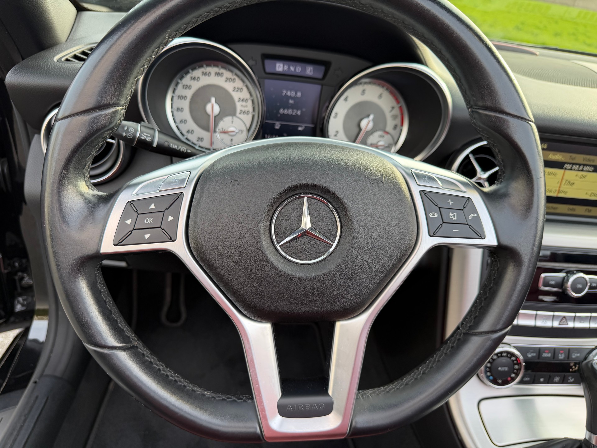 MERCEDES-BENZ SLK 350 7G-Tronic-image-11