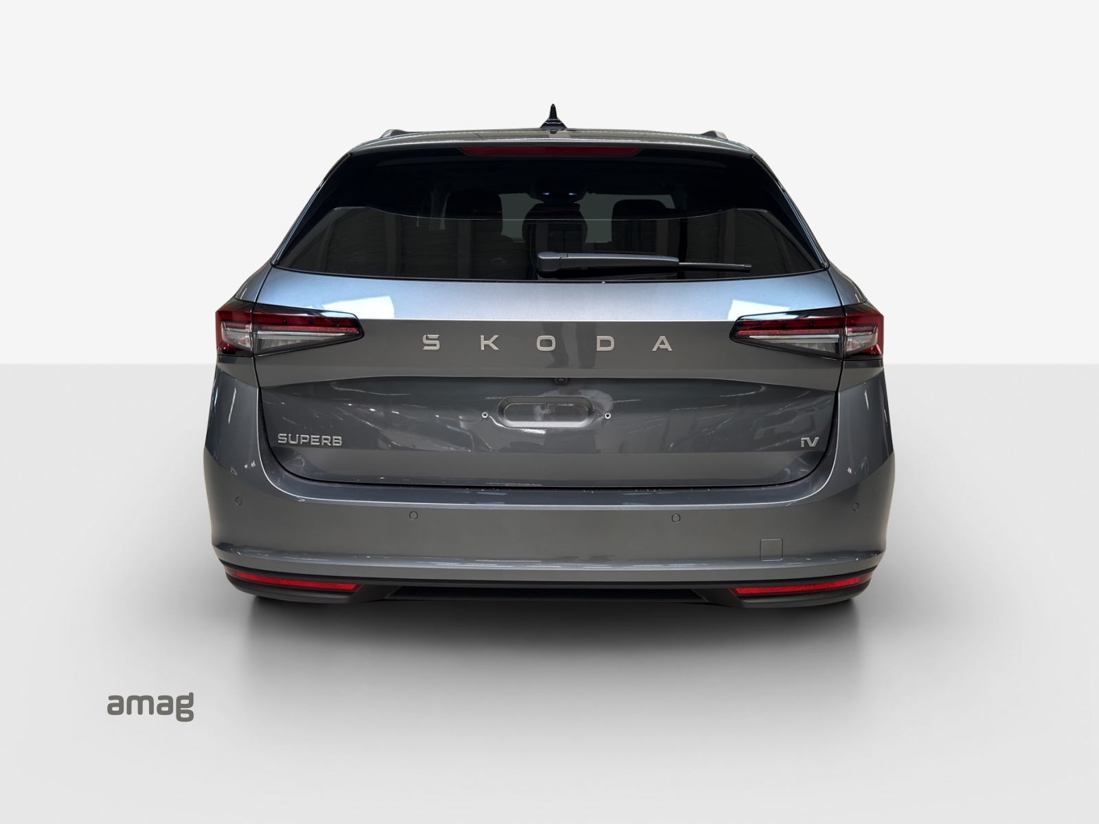 SKODA Superb Combi 1.5 TSI PHEV Selection DSG-showroom-element-3