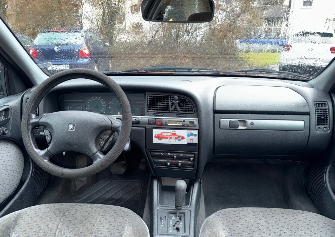 CITROEN Xantia Berline 2.0i 16V SX-image-10