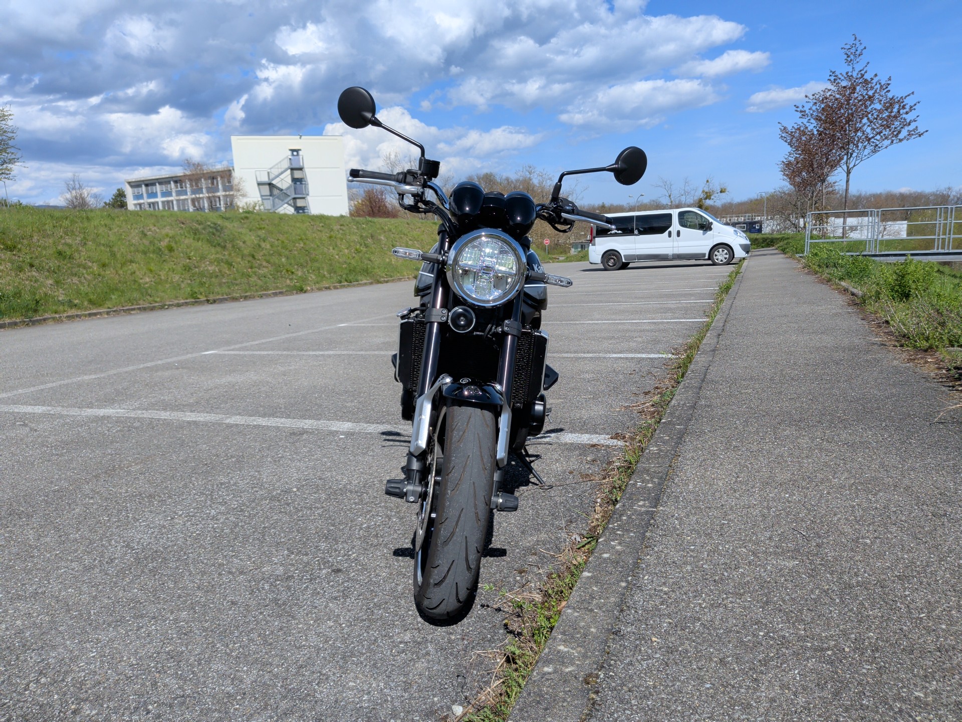 KAWASAKI Z 900 RS-image-5