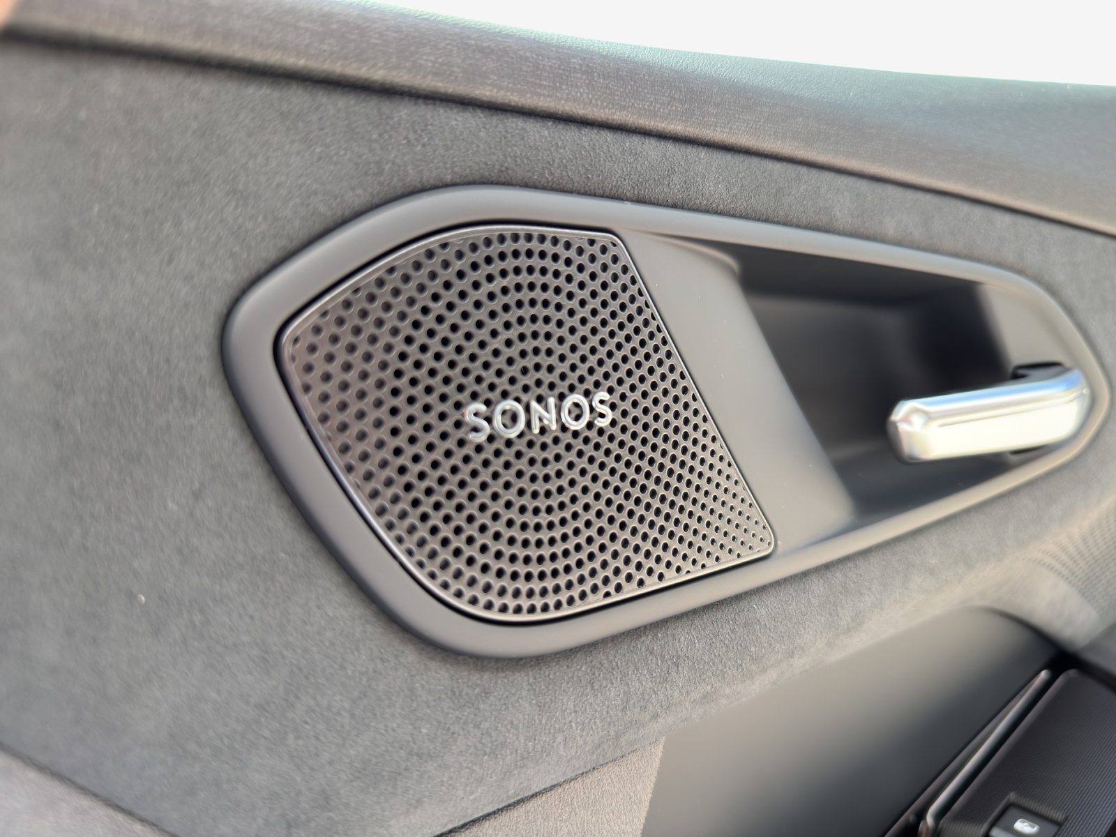 AUDI Q3 SUV 110 kW TFSI S tronic-image-6