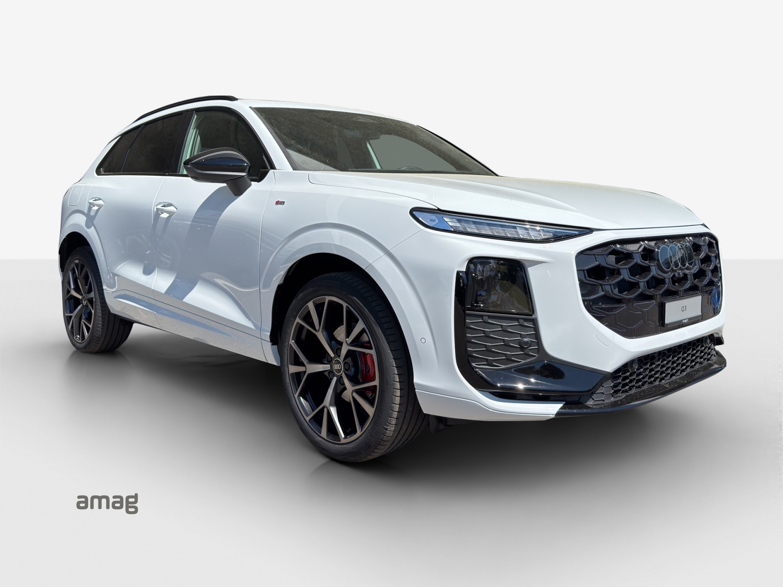 AUDI Q3 SUV 110 kW TFSI S tronic-image-8