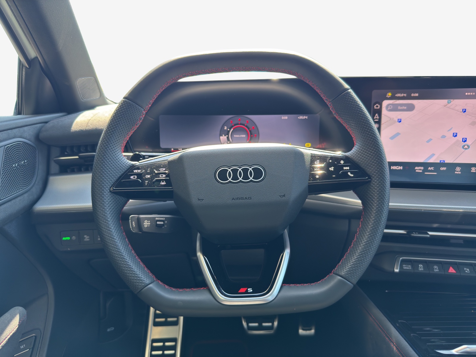 AUDI Q3 SUV 110 kW TFSI S tronic-image-12