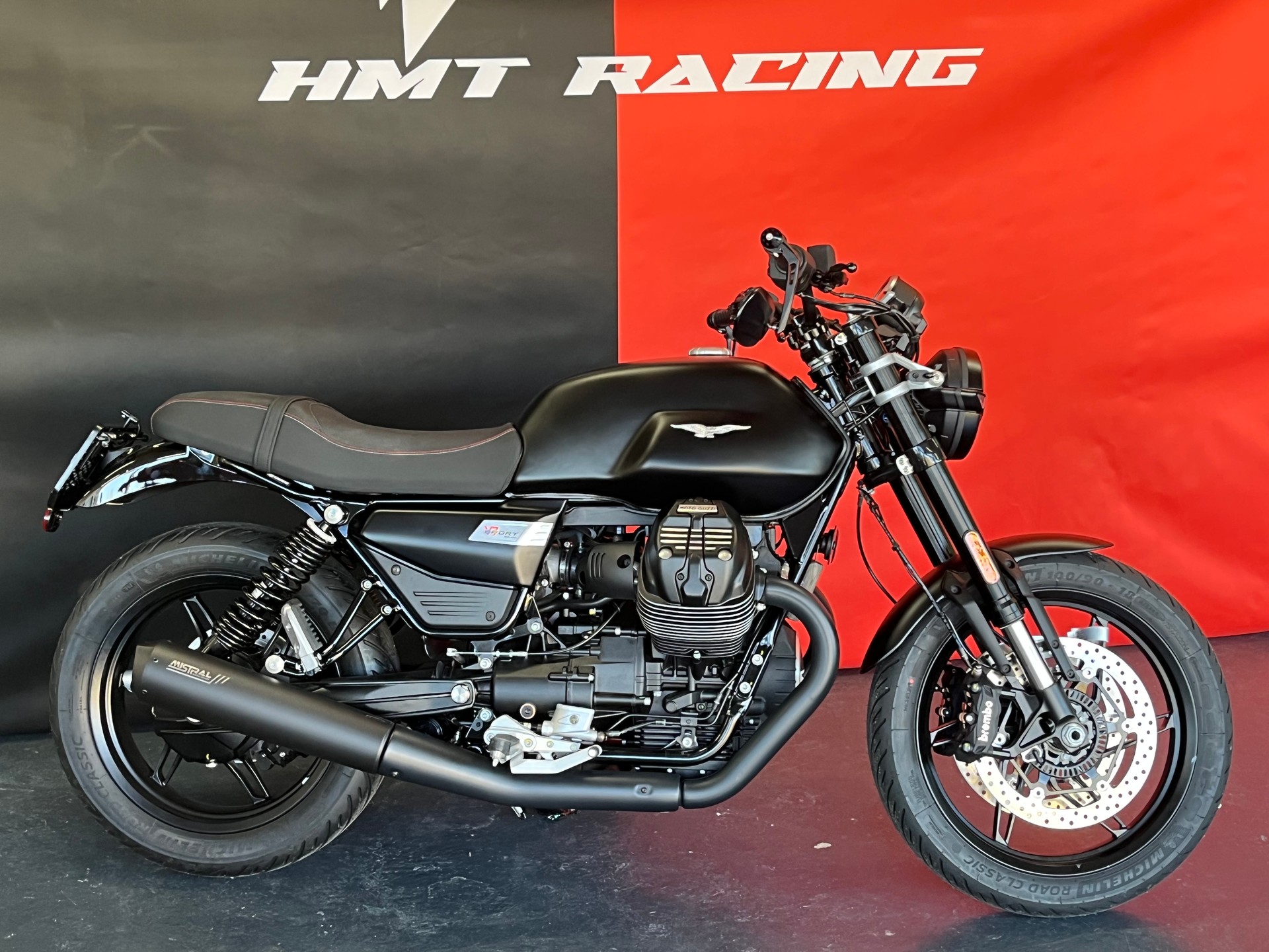 MOTO GUZZI V7 IV 850 Special Black level Evo-image-2
