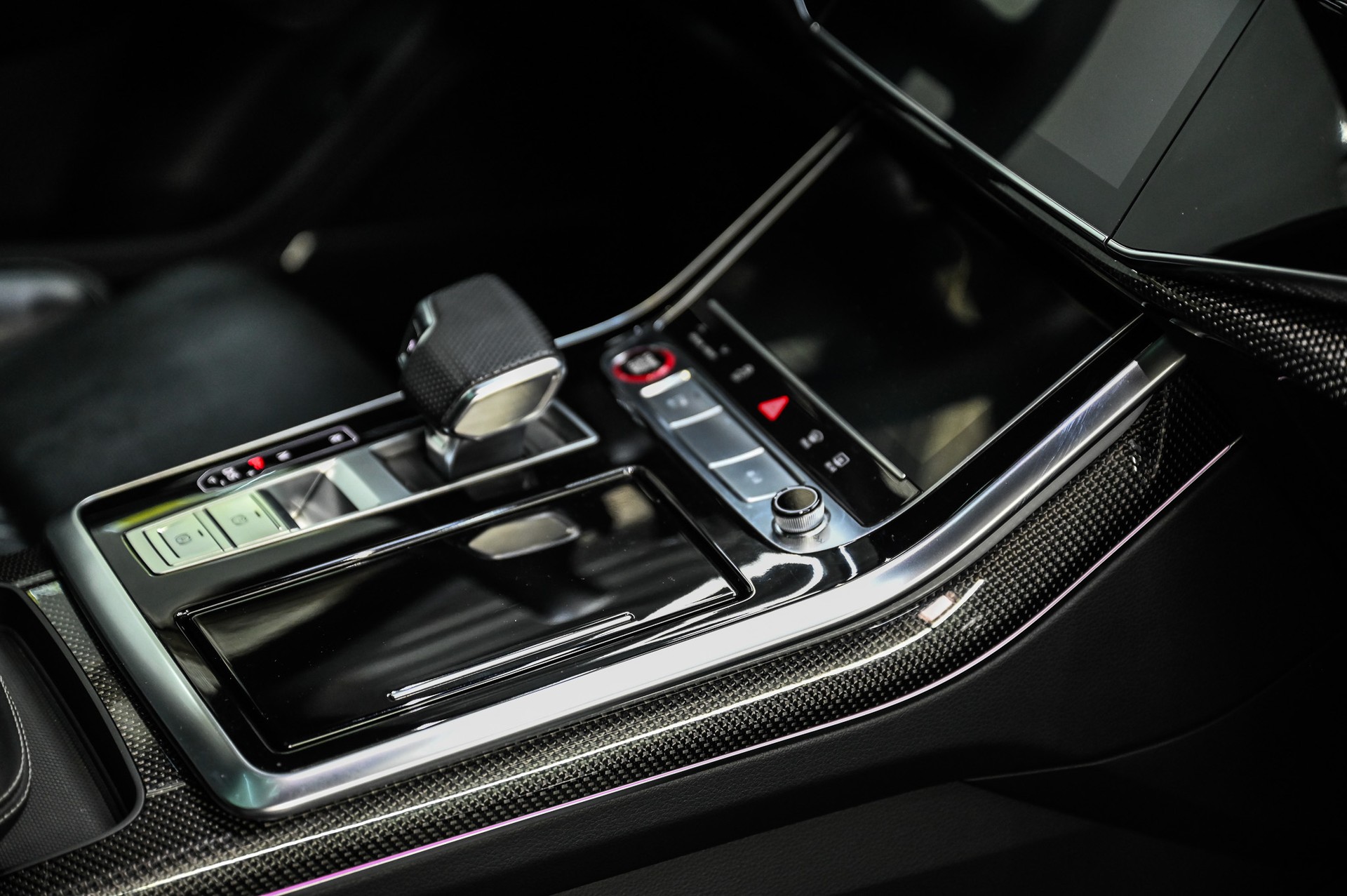 AUDI SQ8 4.0 V8 TDI quattro-image-23