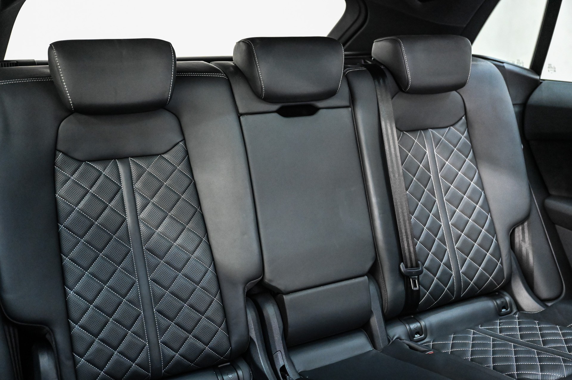 AUDI SQ8 4.0 V8 TDI quattro-image-22