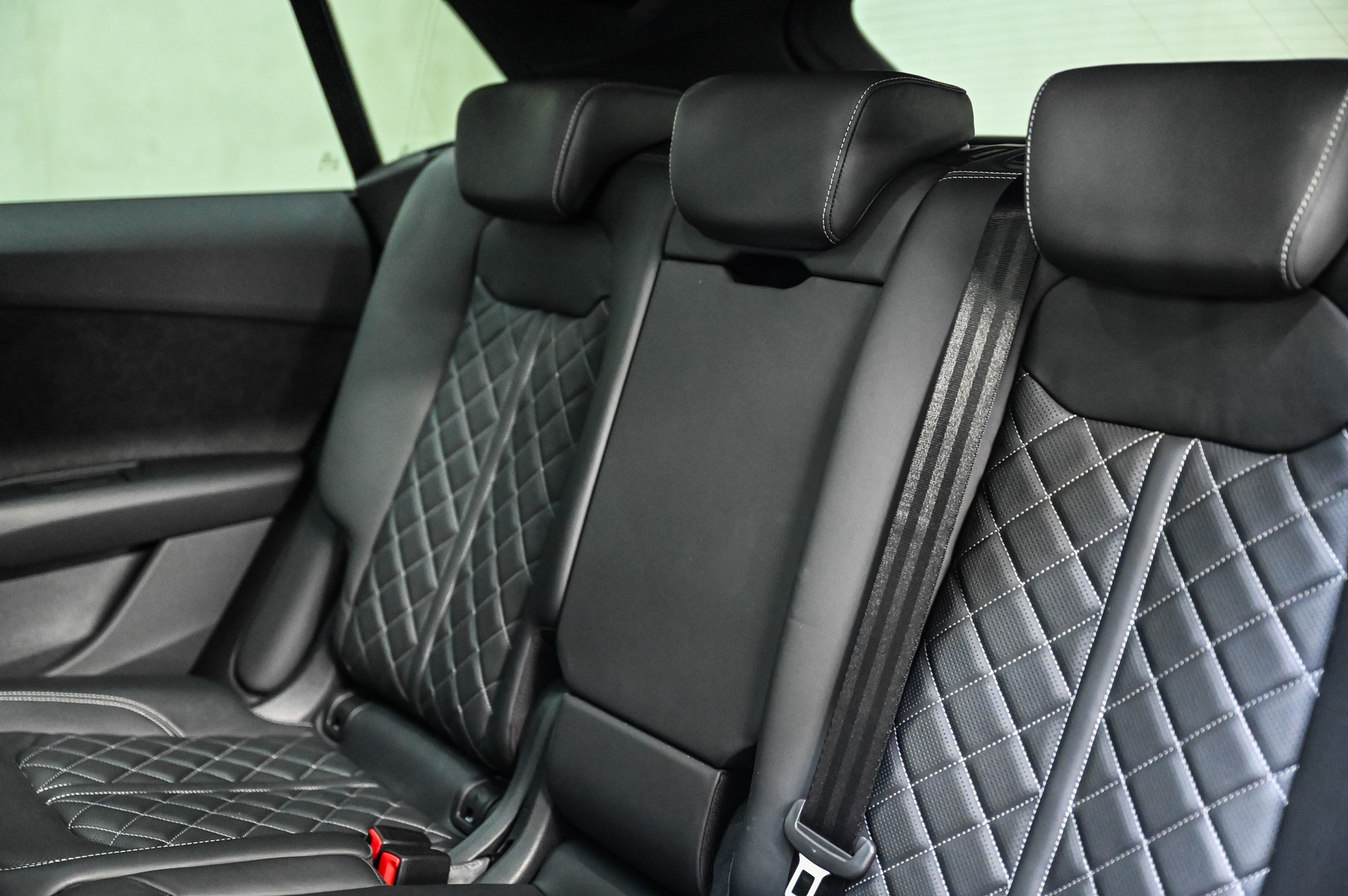 AUDI SQ8 4.0 V8 TDI quattro-image-21