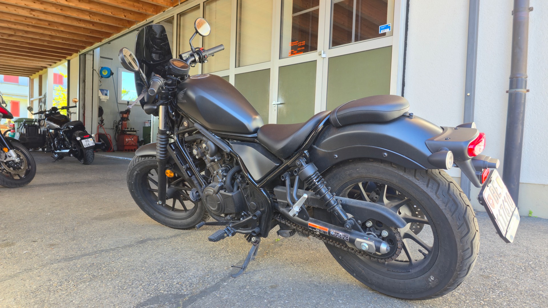 HONDA CMX500 Rebel-image-1