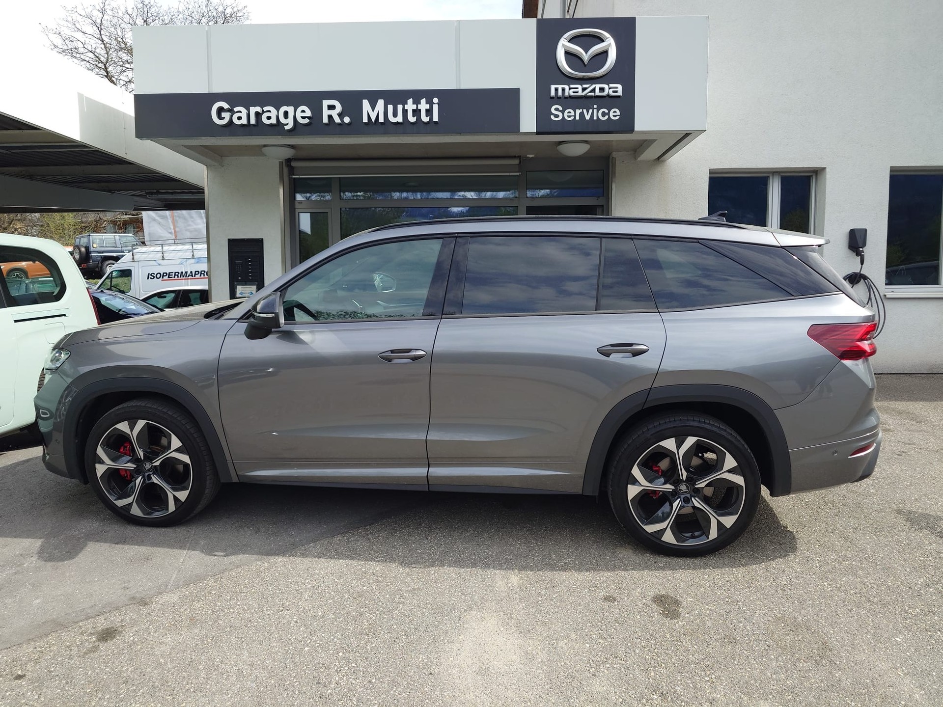 SKODA Kodiaq 2.0 TSI RS 4x4-image-2