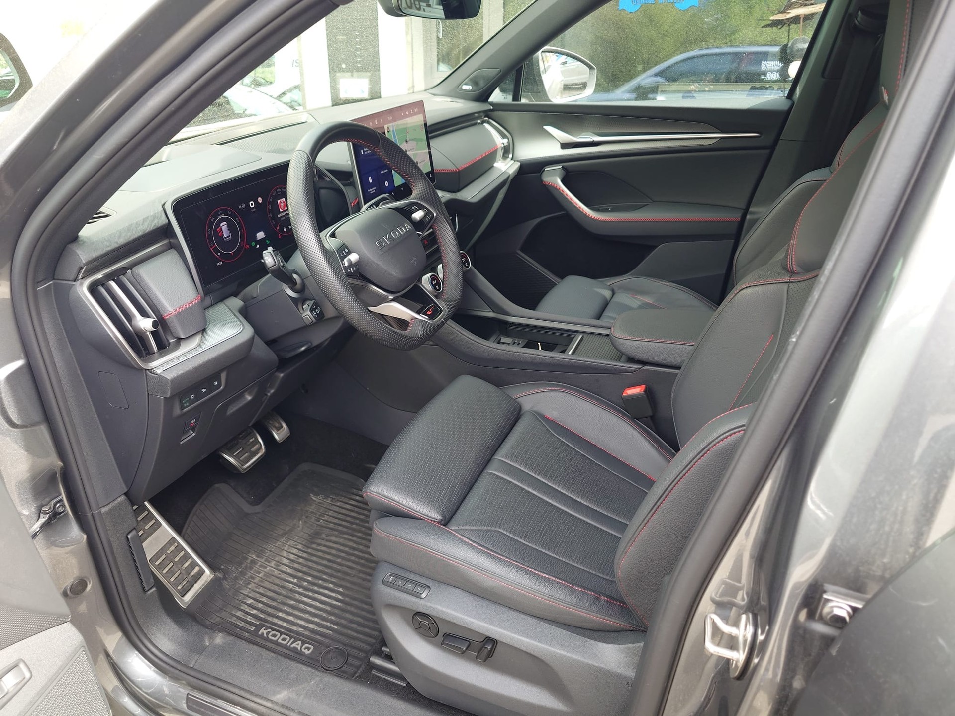 SKODA Kodiaq 2.0 TSI RS 4x4-image-5