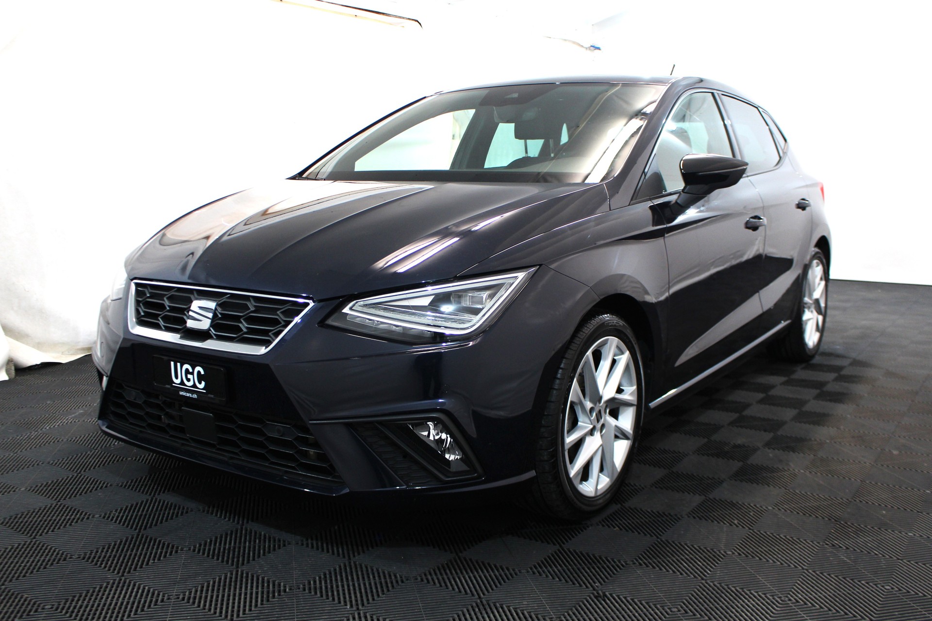SEAT Ibiza 1.0 TSI 110 FR DSG-showroom-element-2