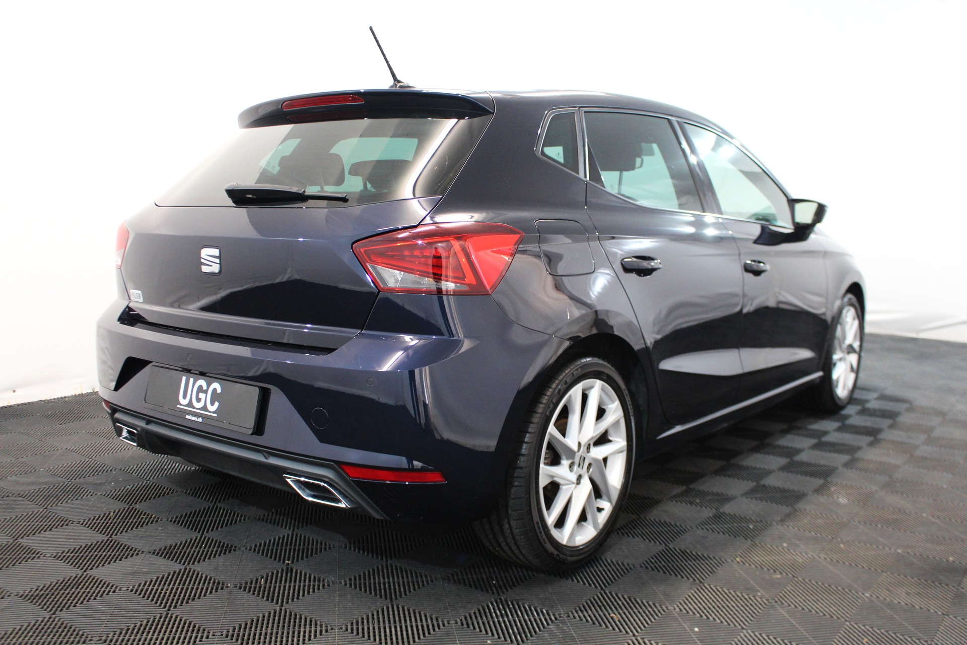 SEAT Ibiza 1.0 TSI 110 FR DSG-image-5