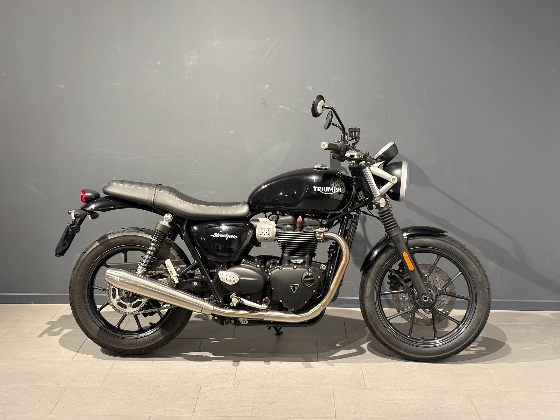 TRIUMPH Street Twin 900 i (35kW)-image-0