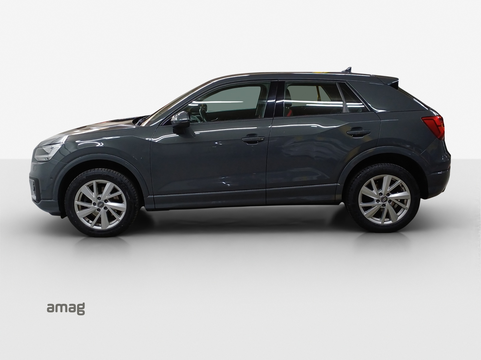 AUDI Q2 2.0 TFSI sport quattro S-tronic-showroom-element-1