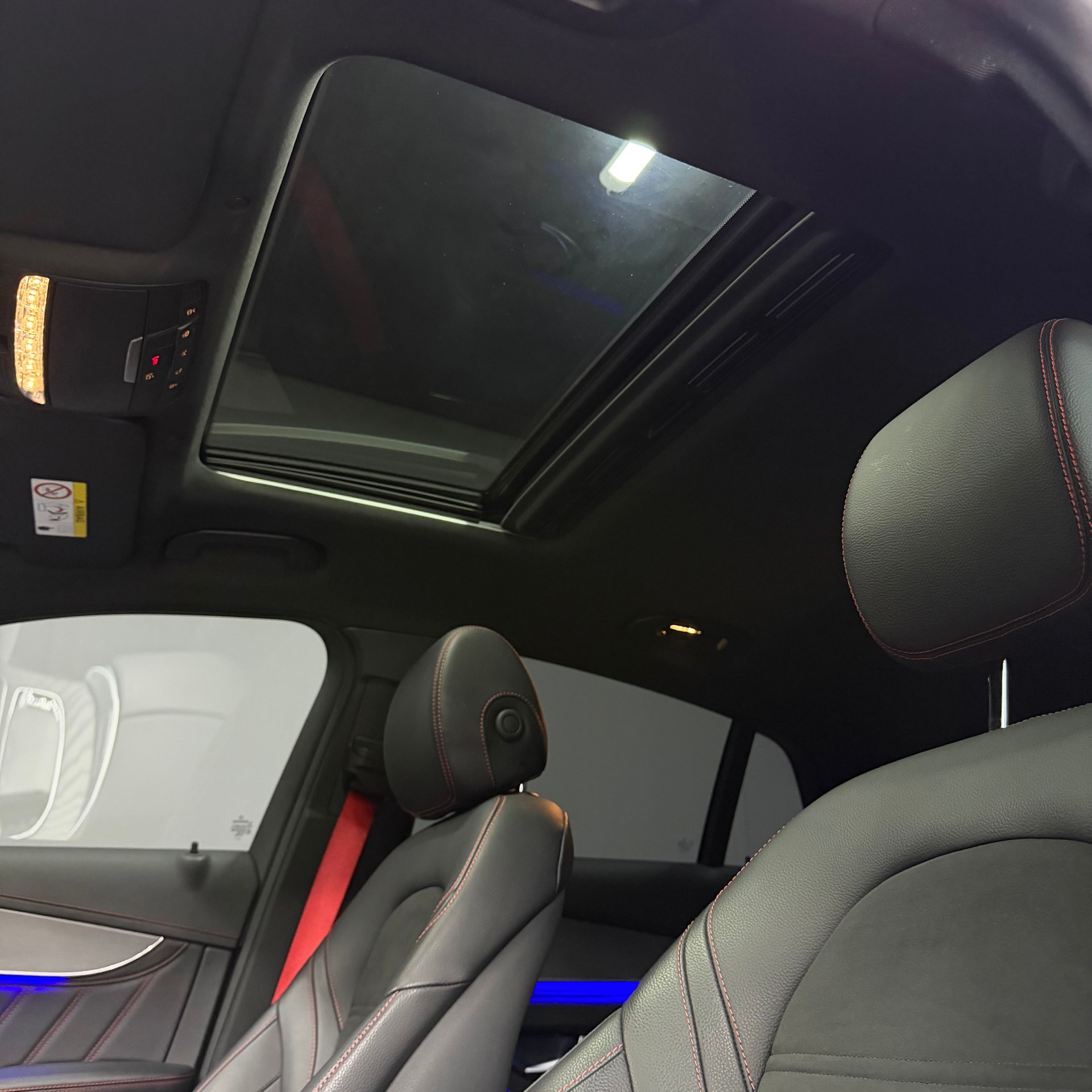MERCEDES-BENZ GLC Coupé 220 d AMG Line 4Matic 9G-Tronic-image-10