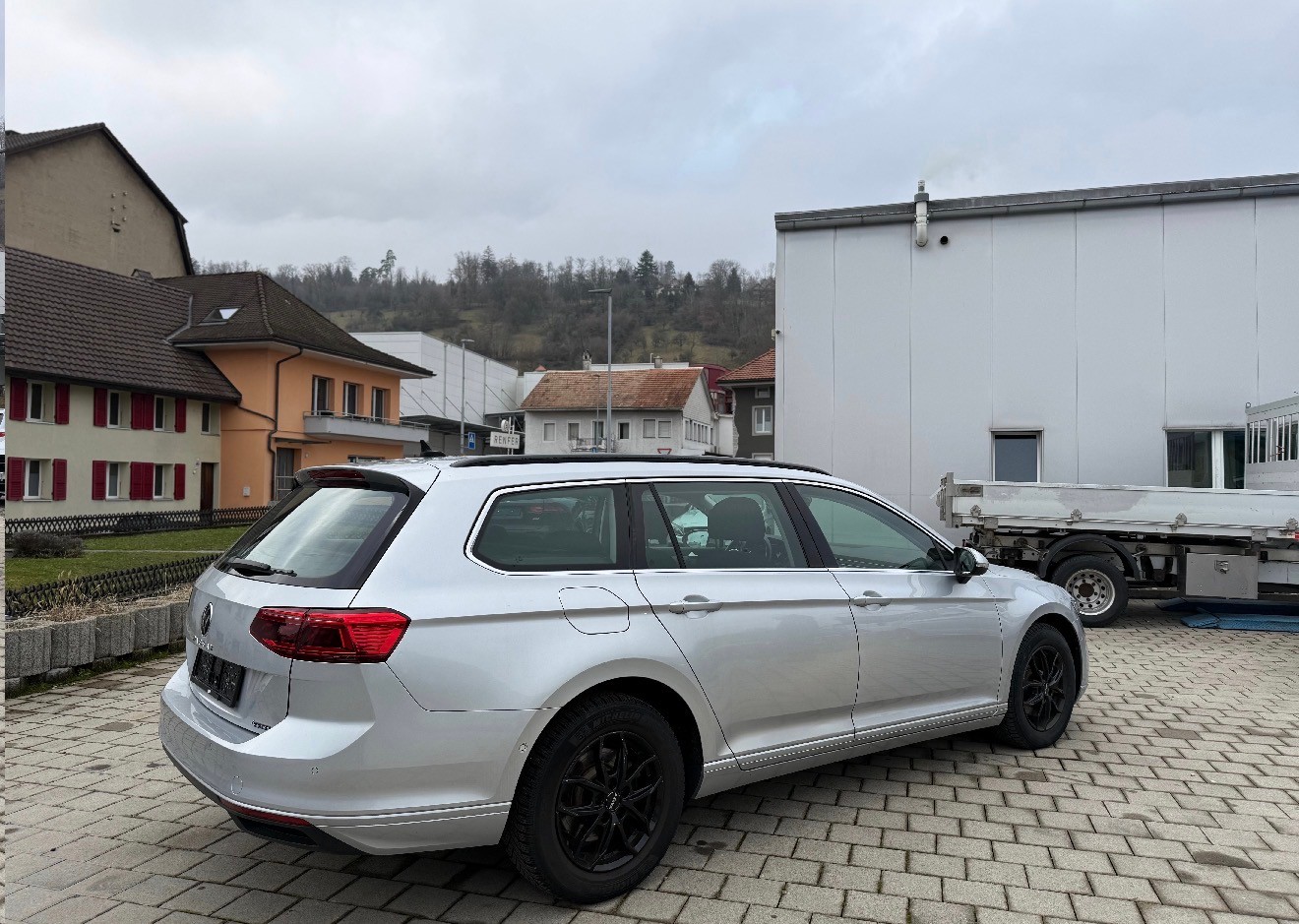 VW Passat 2.0 TDI BMT Business 4Motion DSG-image-4