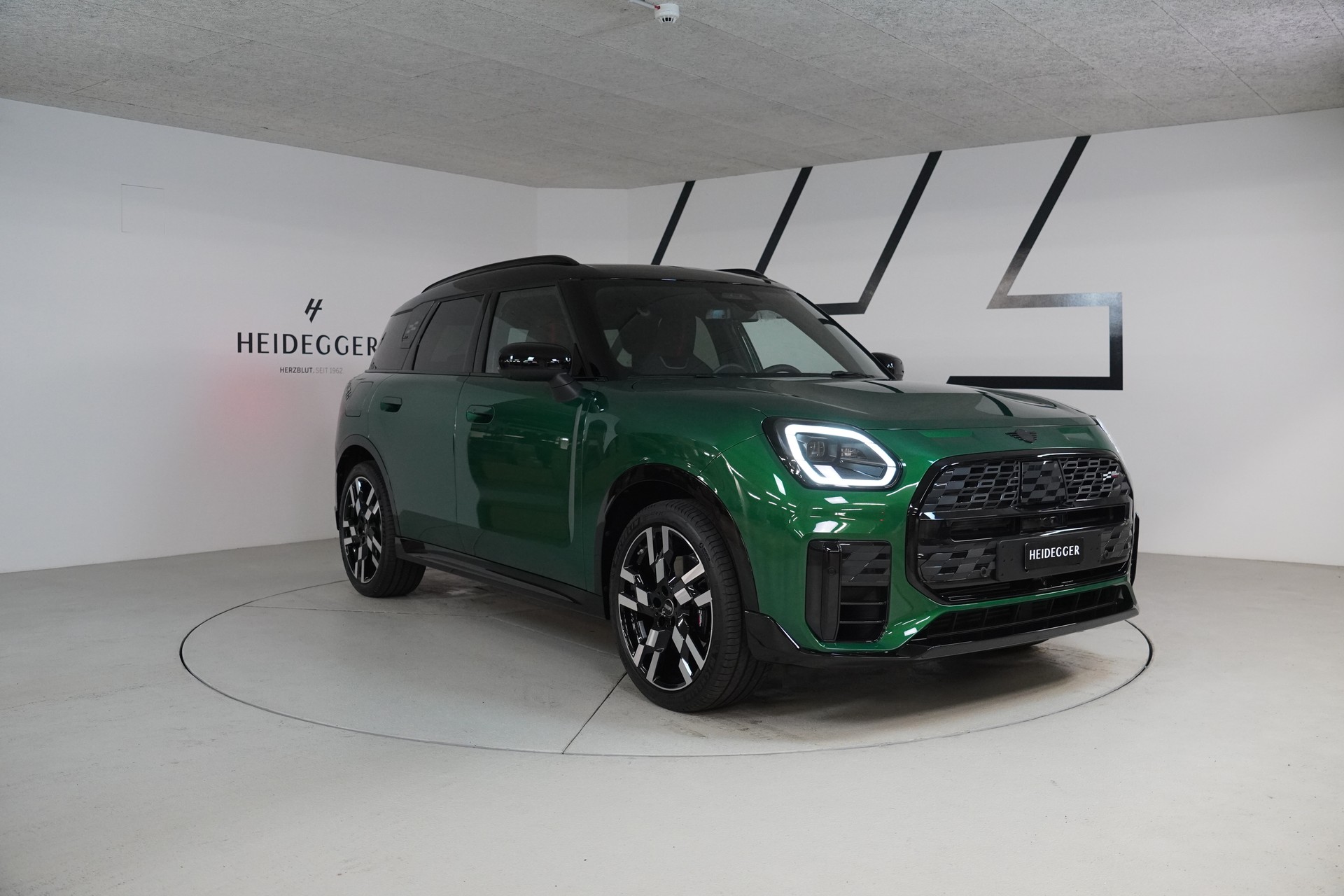 MINI Countryman S ALL4 Steptronic-showroom-element-2