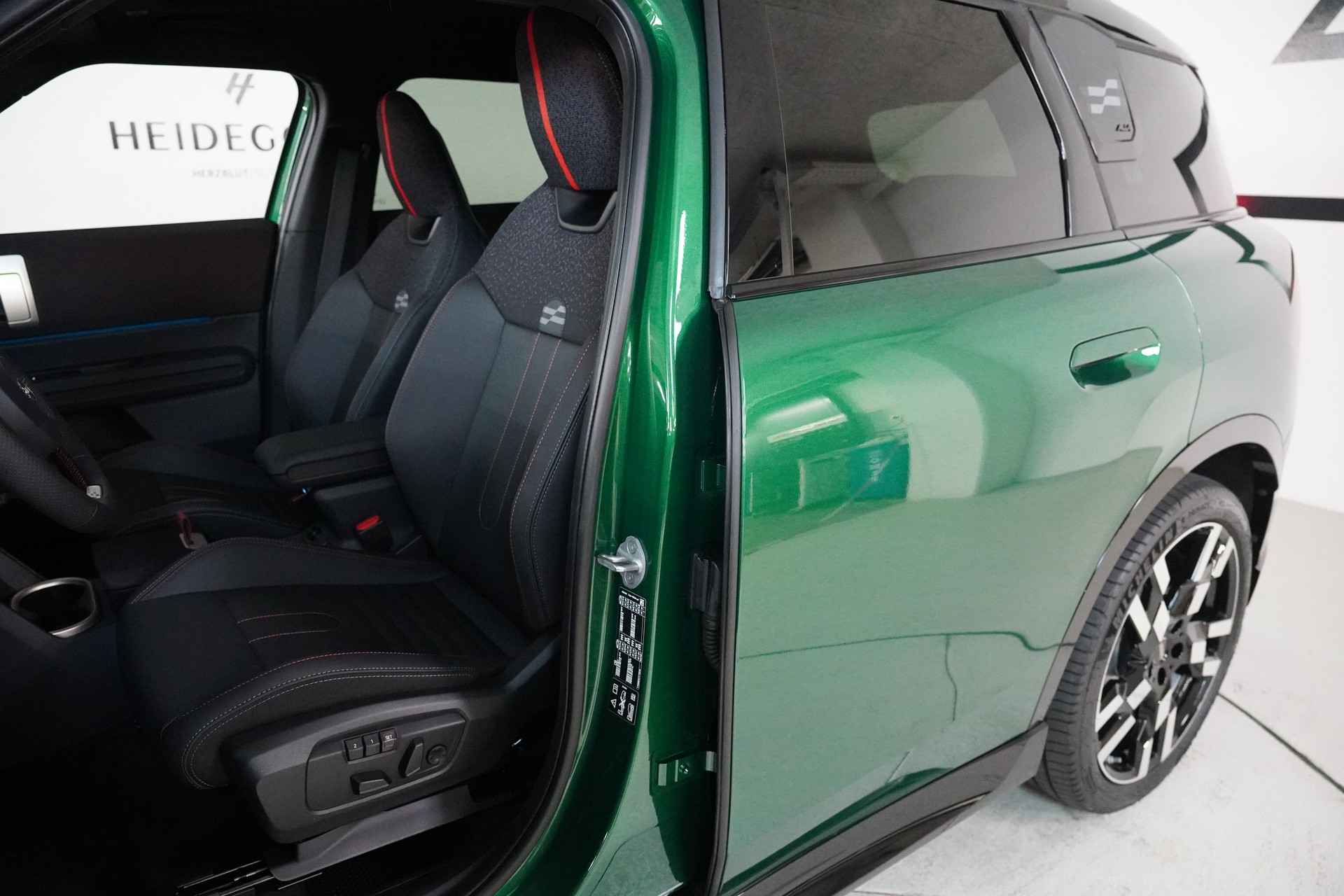 MINI Countryman S ALL4 Steptronic-image-11