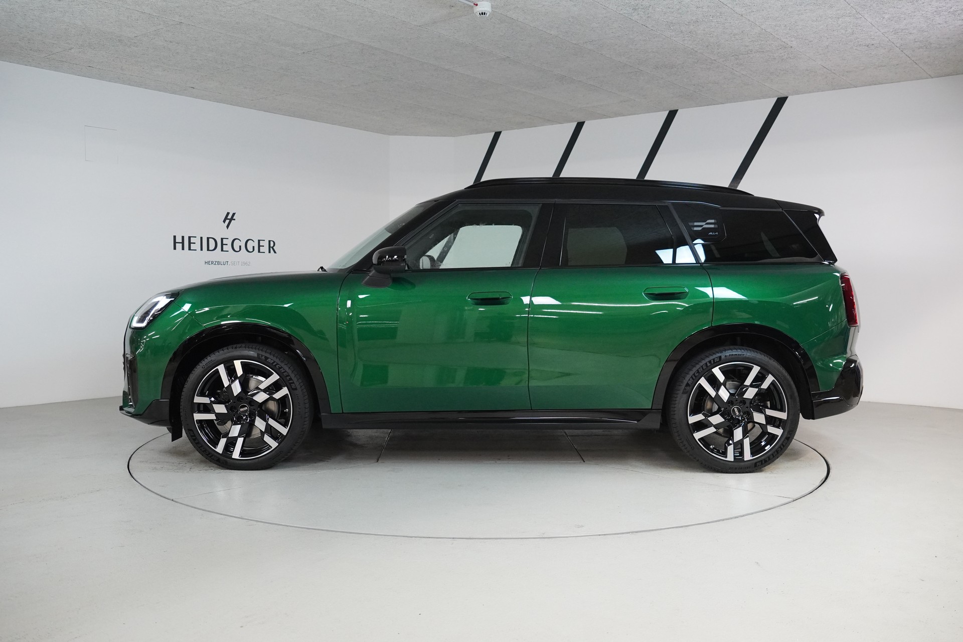 MINI Countryman S ALL4 Steptronic-showroom-element-3