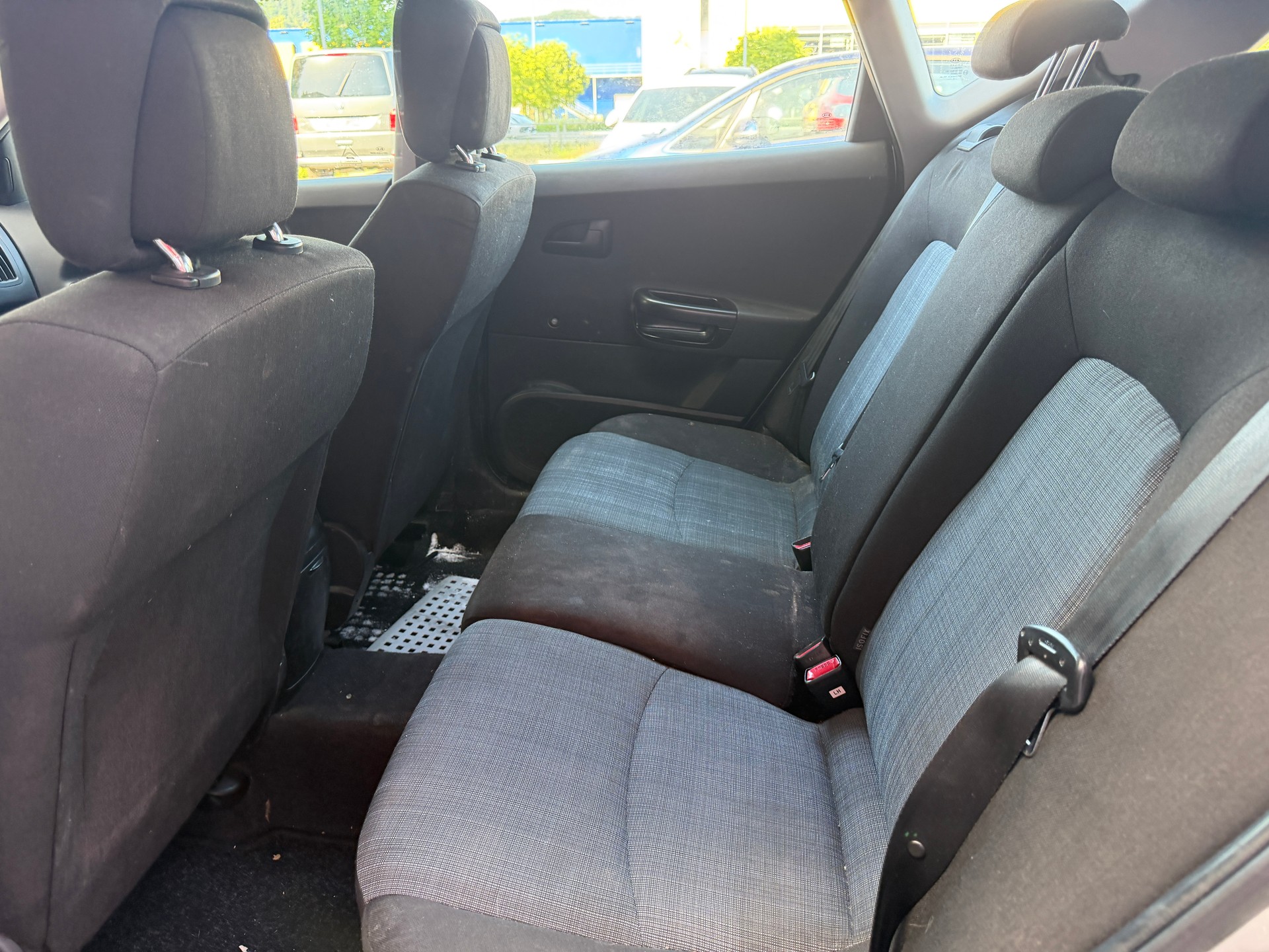 KIA Cee'd Sporty Wagon 1.4 16V Basic-image-10