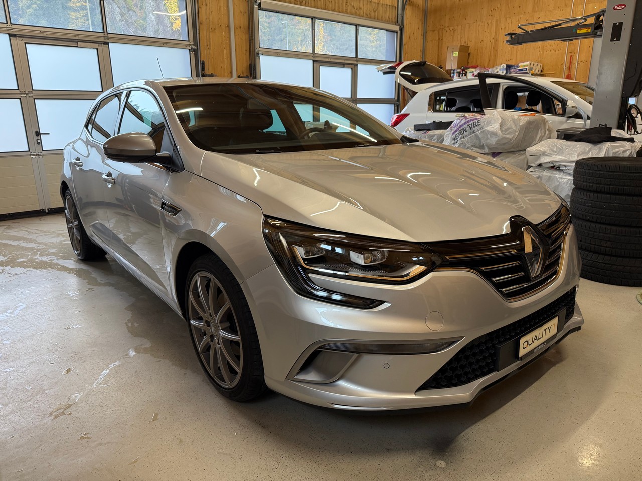 RENAULT Mégane 1.3 16V Turbo GT Line EDC-showroom-element-2