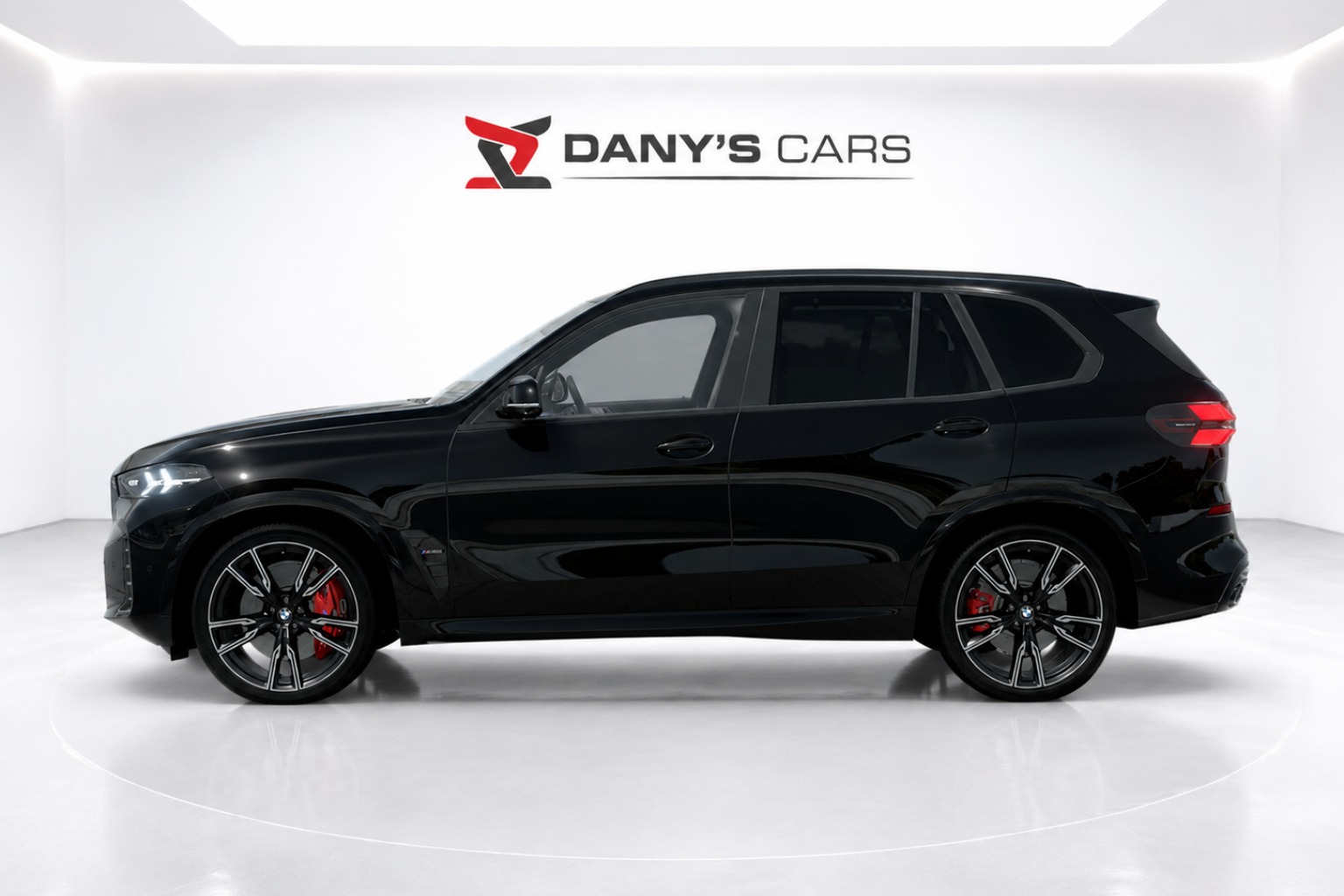 BMW X5 xDrive 48V M60i M Sport Pro Steptronic-showroom-element-2
