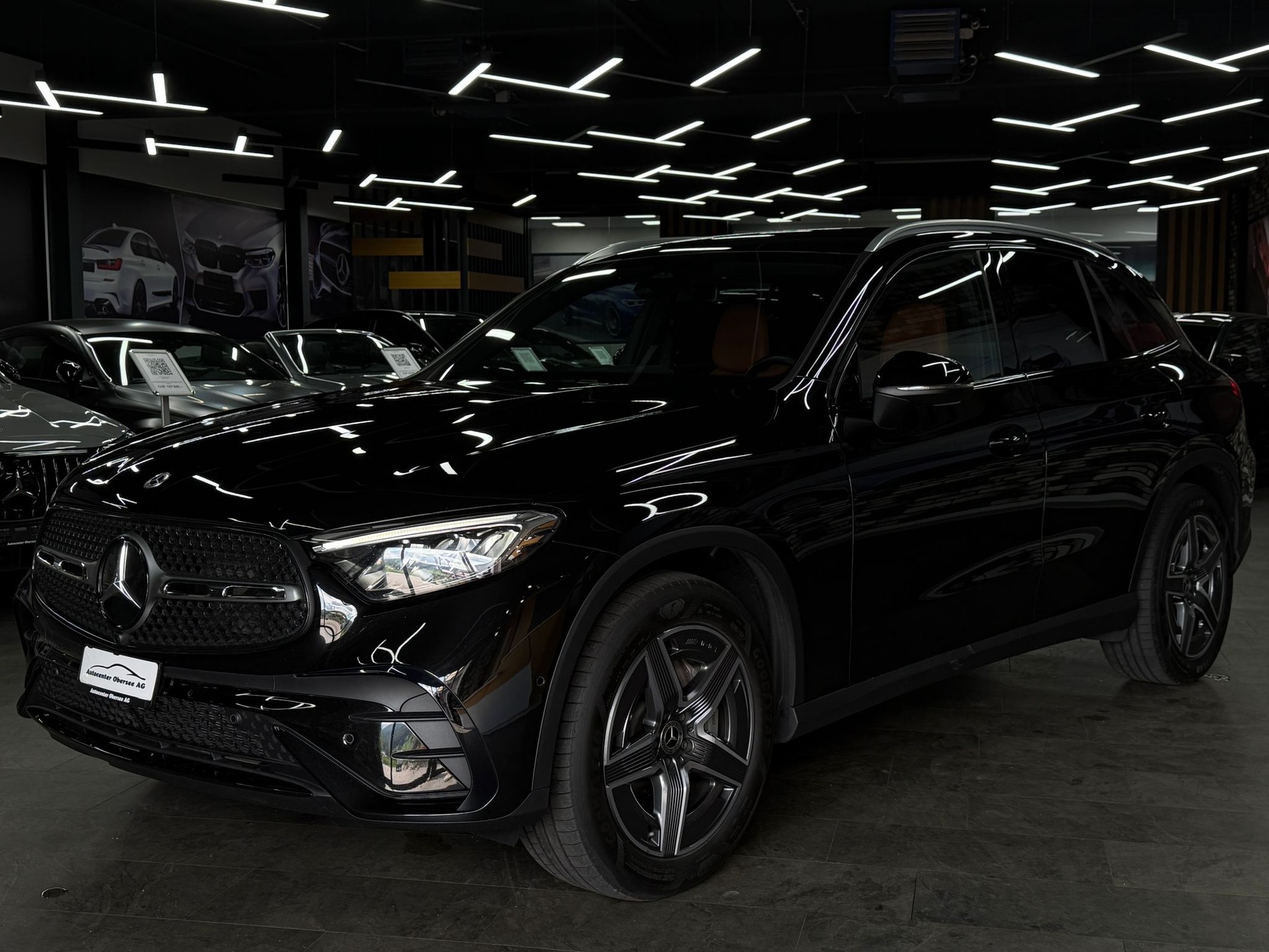MERCEDES-BENZ GLC 450d 4Matic AMG Line 9G-Tronic-image-4