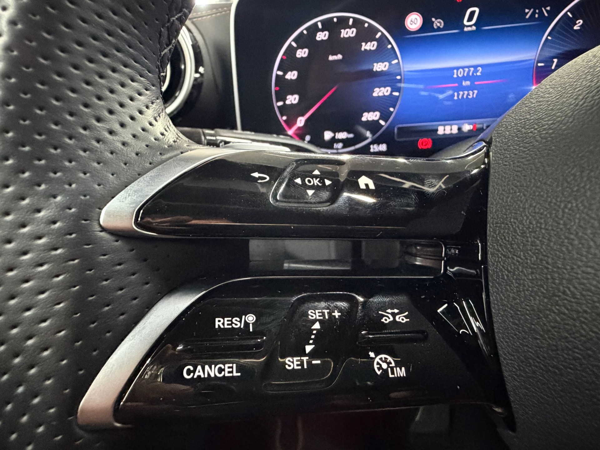 MERCEDES-BENZ GLC 450d 4Matic AMG Line 9G-Tronic-image-20