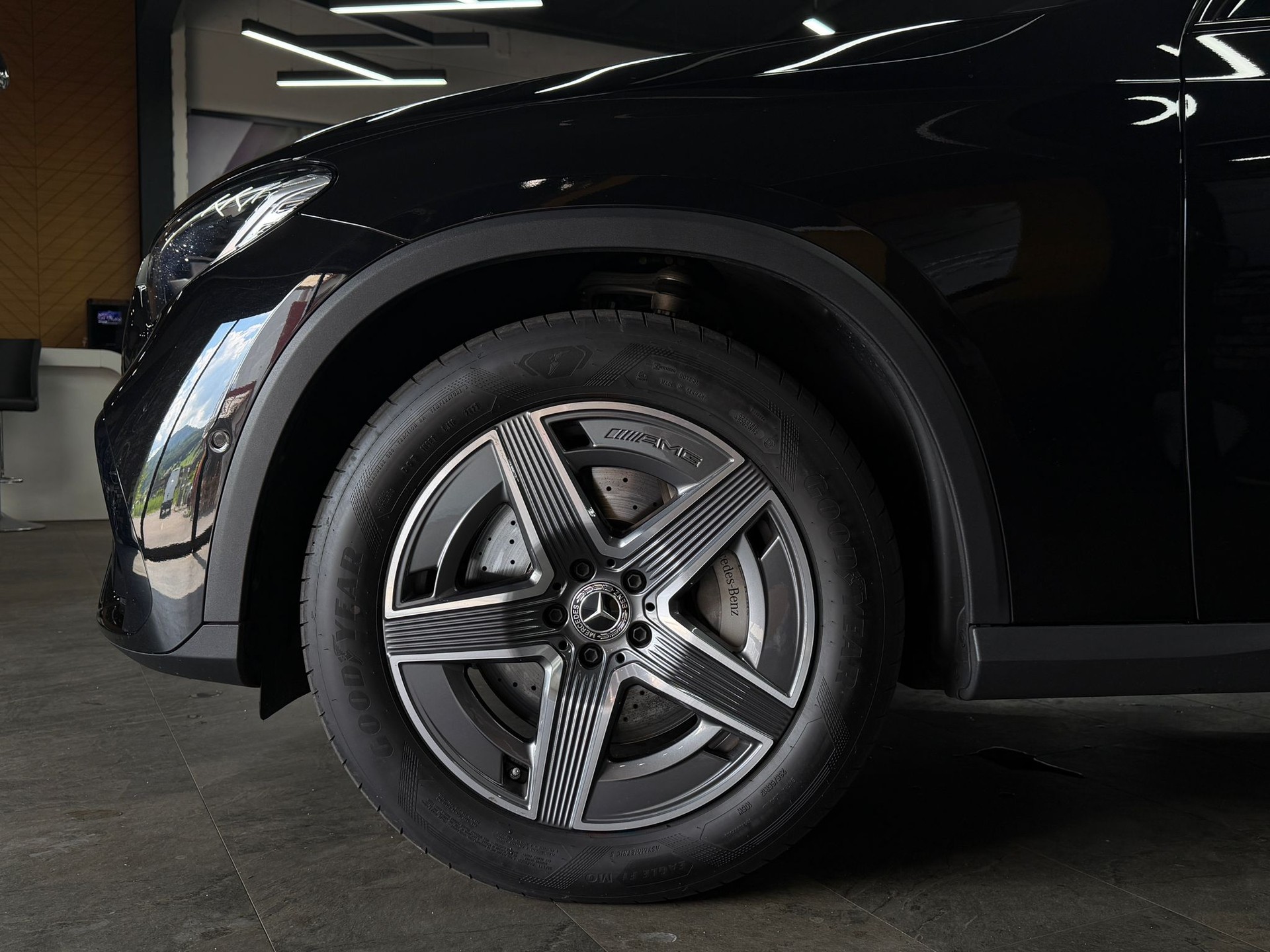 MERCEDES-BENZ GLC 450d 4Matic AMG Line 9G-Tronic-image-10