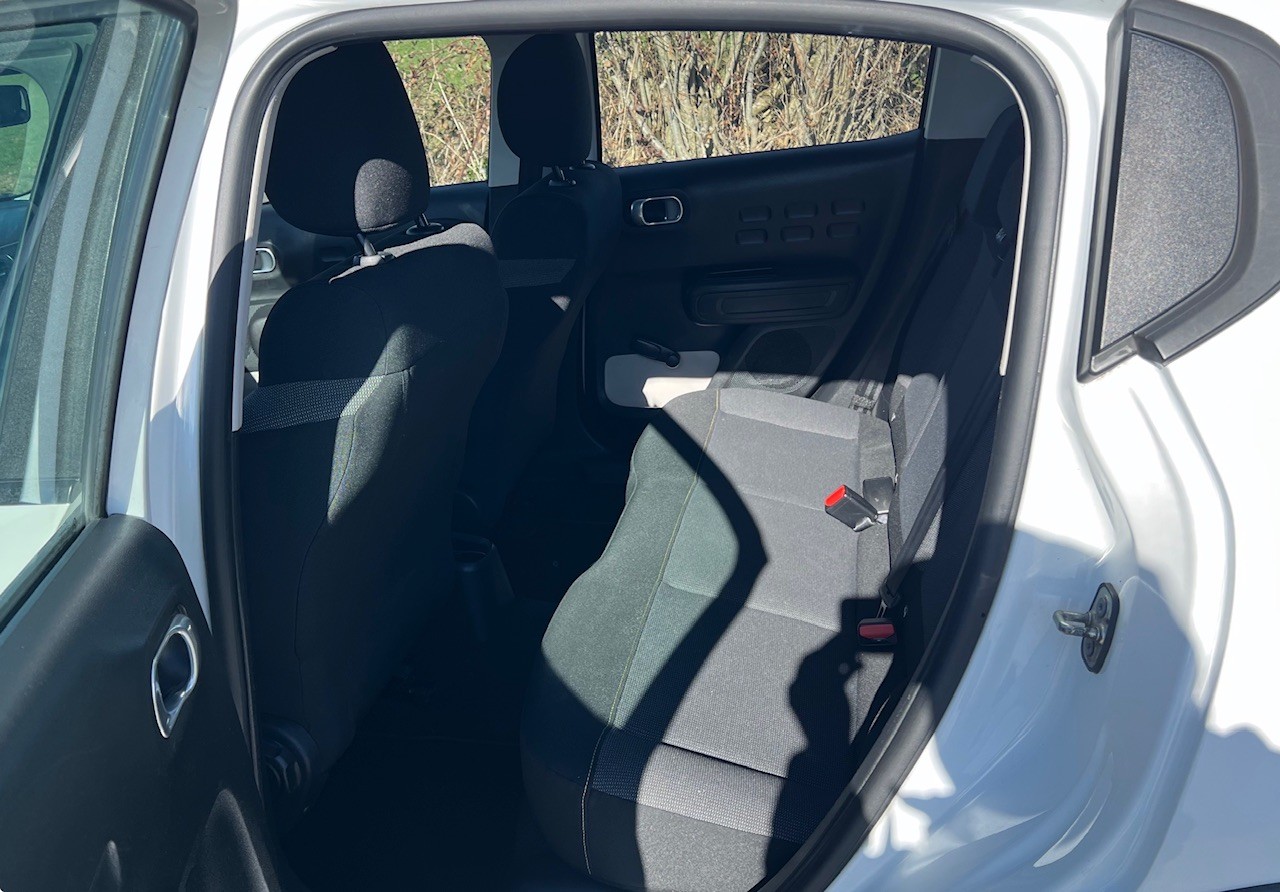 CITROEN C3 1.2i PureTech Feel-image-8