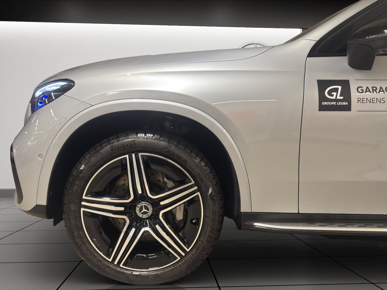 MERCEDES-BENZ GLC 400 e 4Matic EQ Star 9G-Tronic-image-5