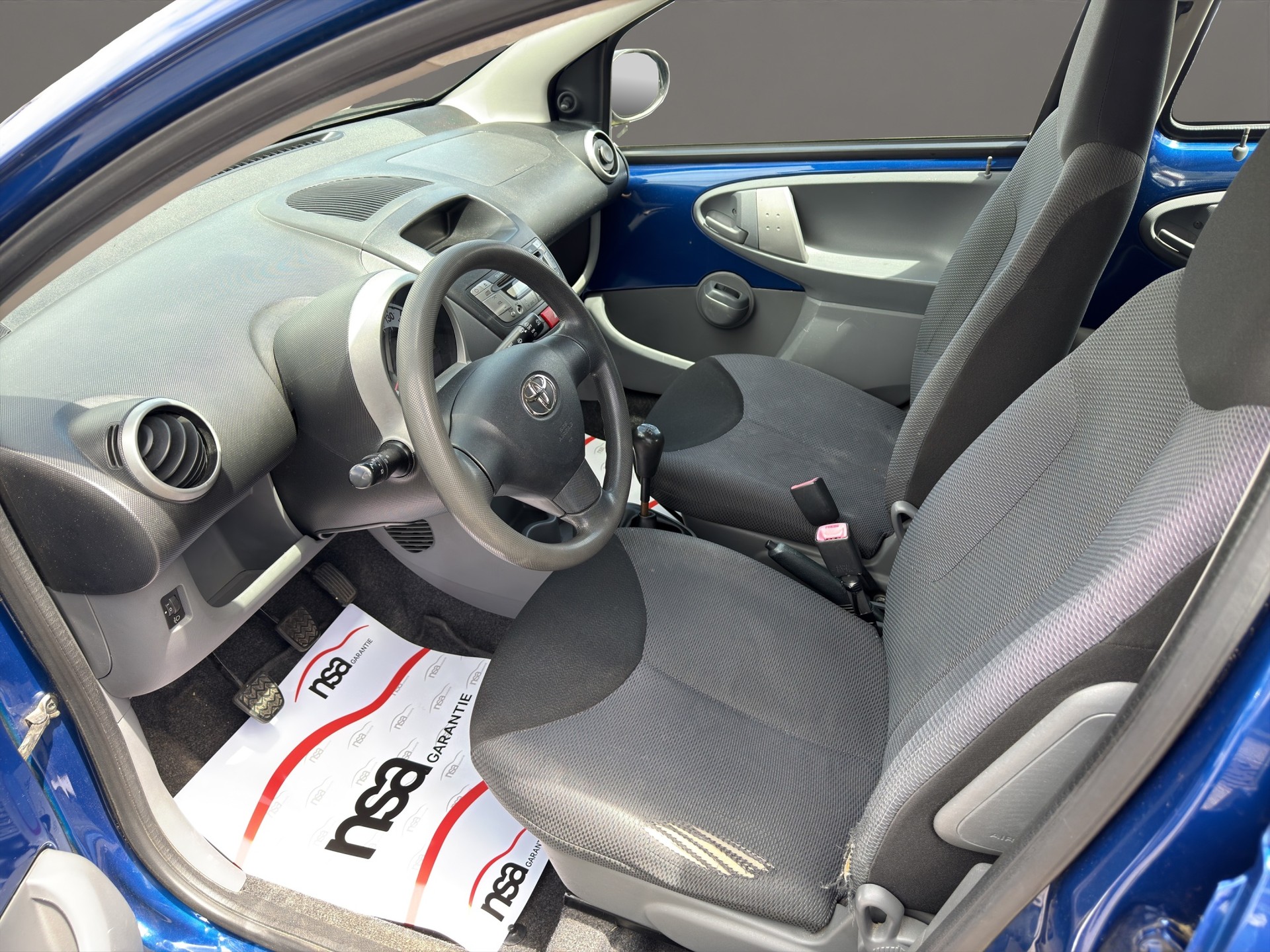 TOYOTA Aygo 1.0 Linea Terra-image-13